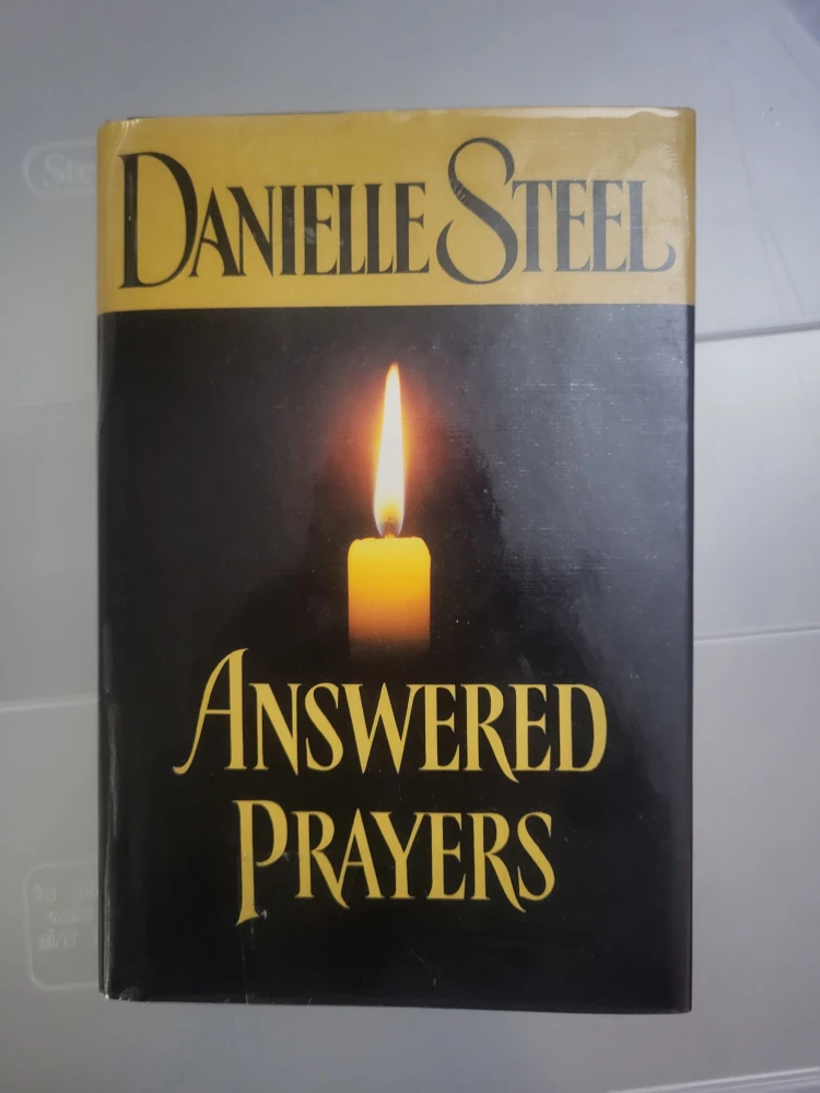 Women's Books by Danielle Steel, Carol Shields - photo 2
