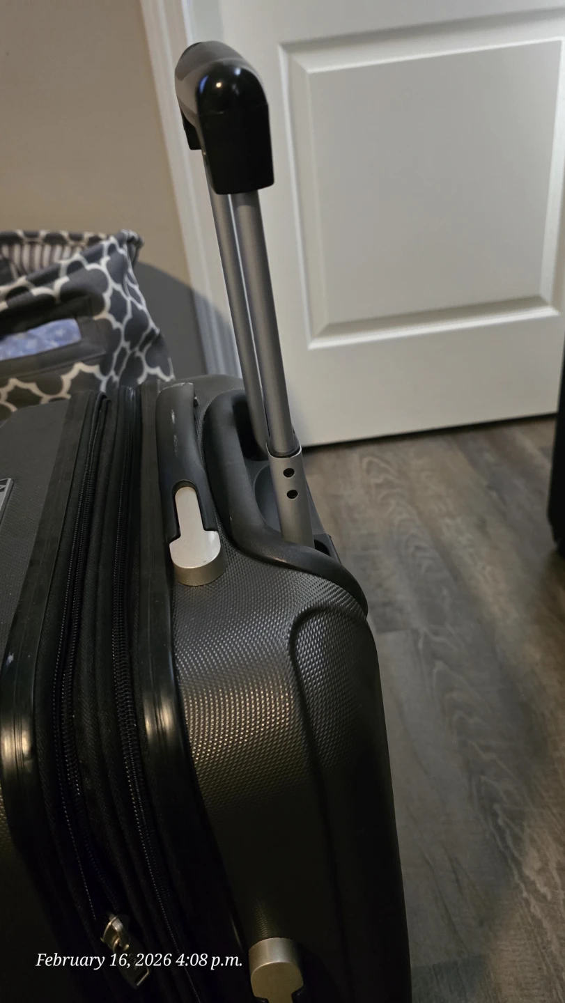Airway Hardside Spinner Luggage - photo 3
