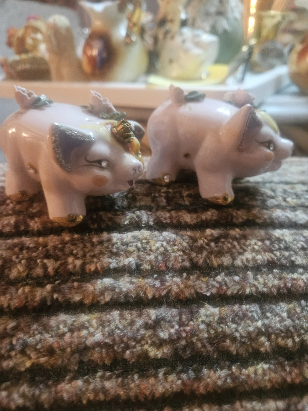 Pink Ceramic Pig Figurines Collectible 70s - photo 2