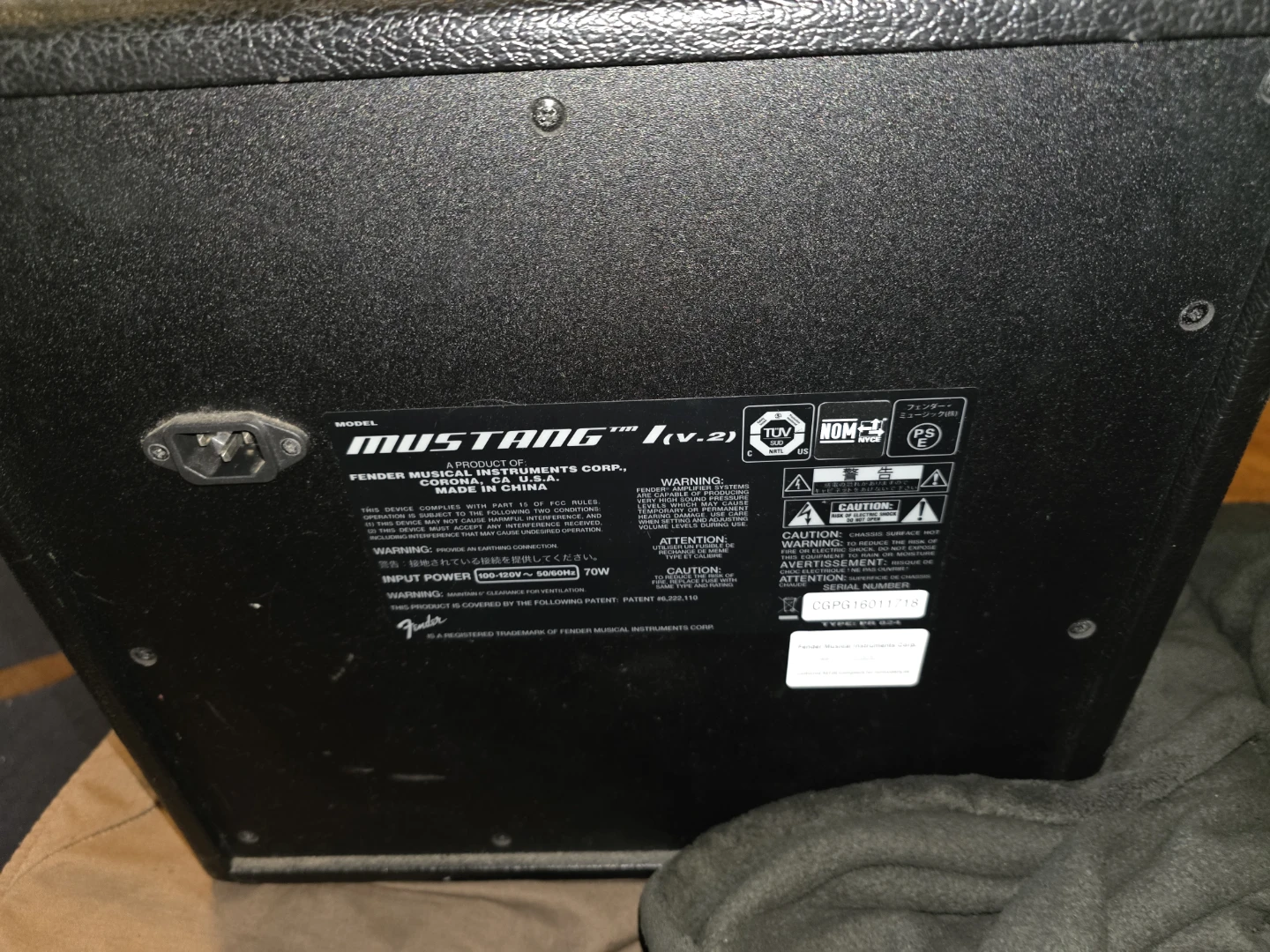 Fender Mustang I (v.2) Guitar Amplifier - photo 4