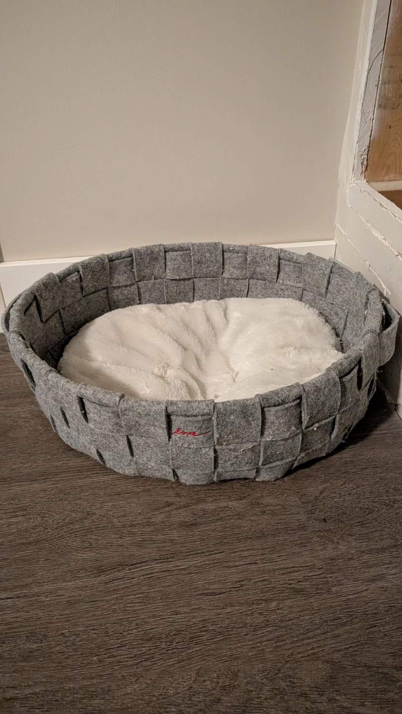 Grey Woven Pet Bed with Plush Insert