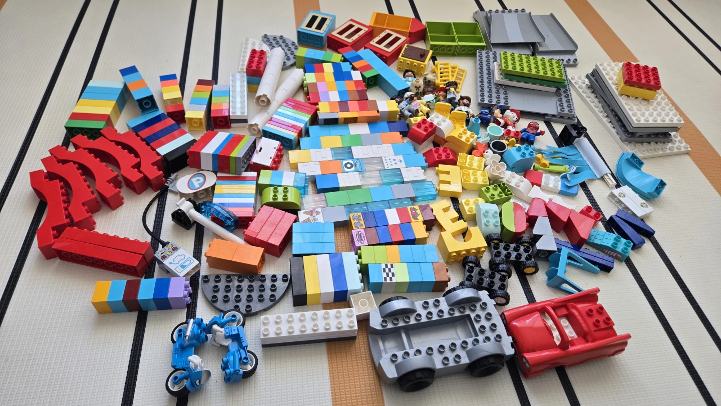LEGO DUPLO Collection 200+
