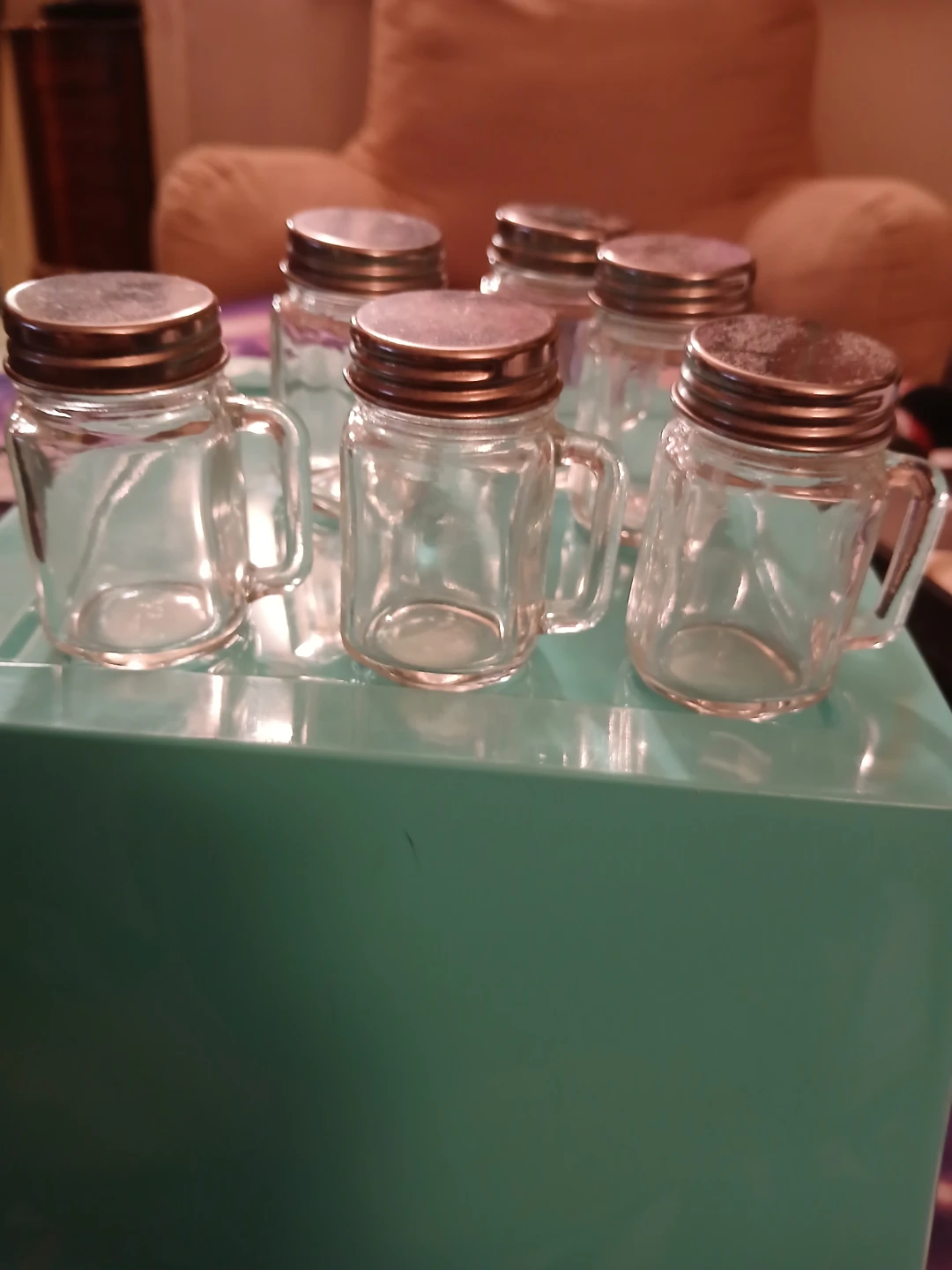 6 mini jason jars with handles