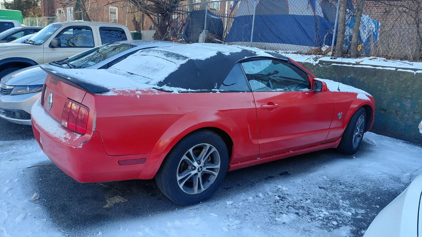 Vendo mustang deluxe comvertible  2009 - photo 3