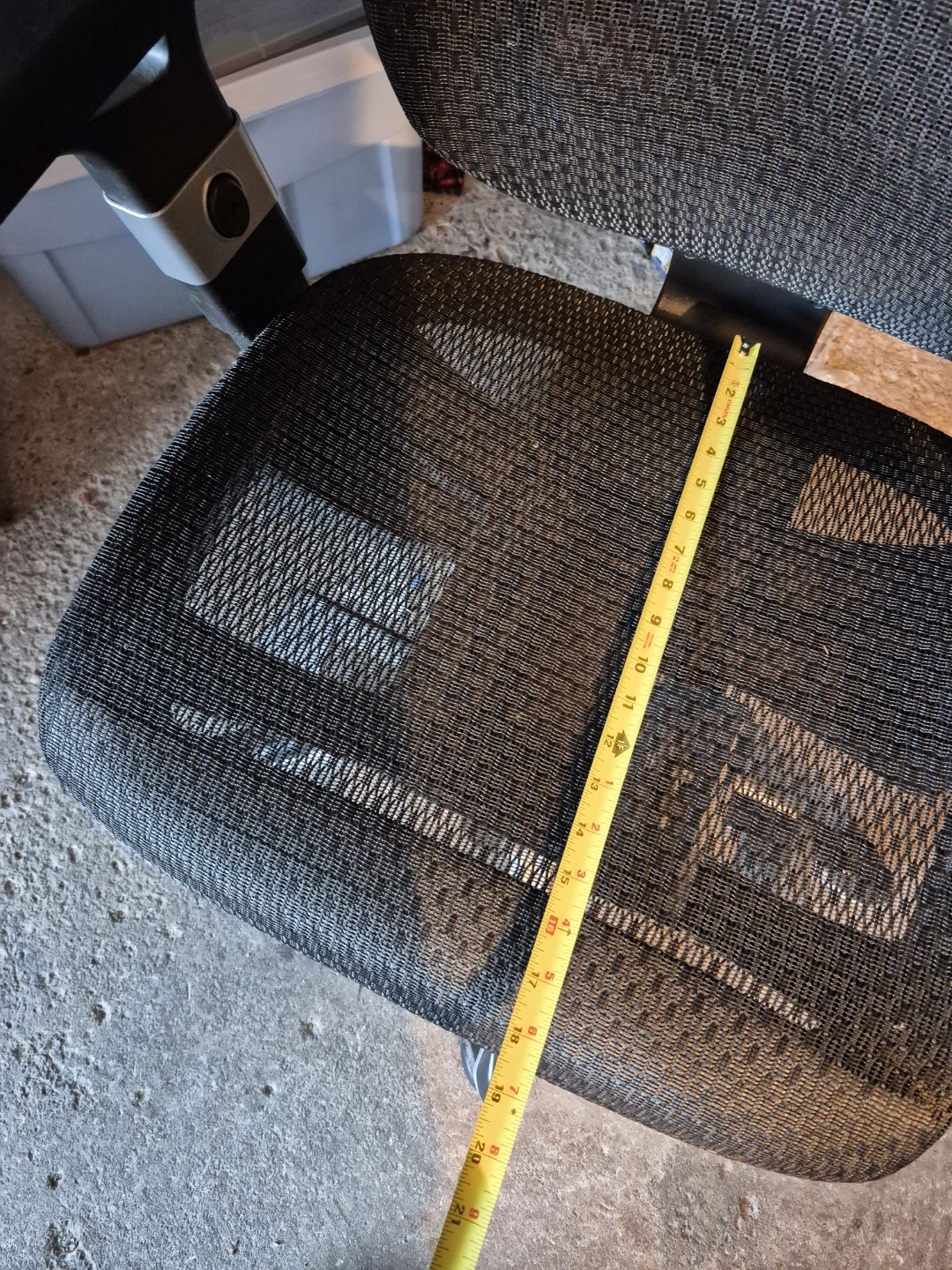 Black Mesh Office Chair with Adjustable Lumbar Support - photo 4