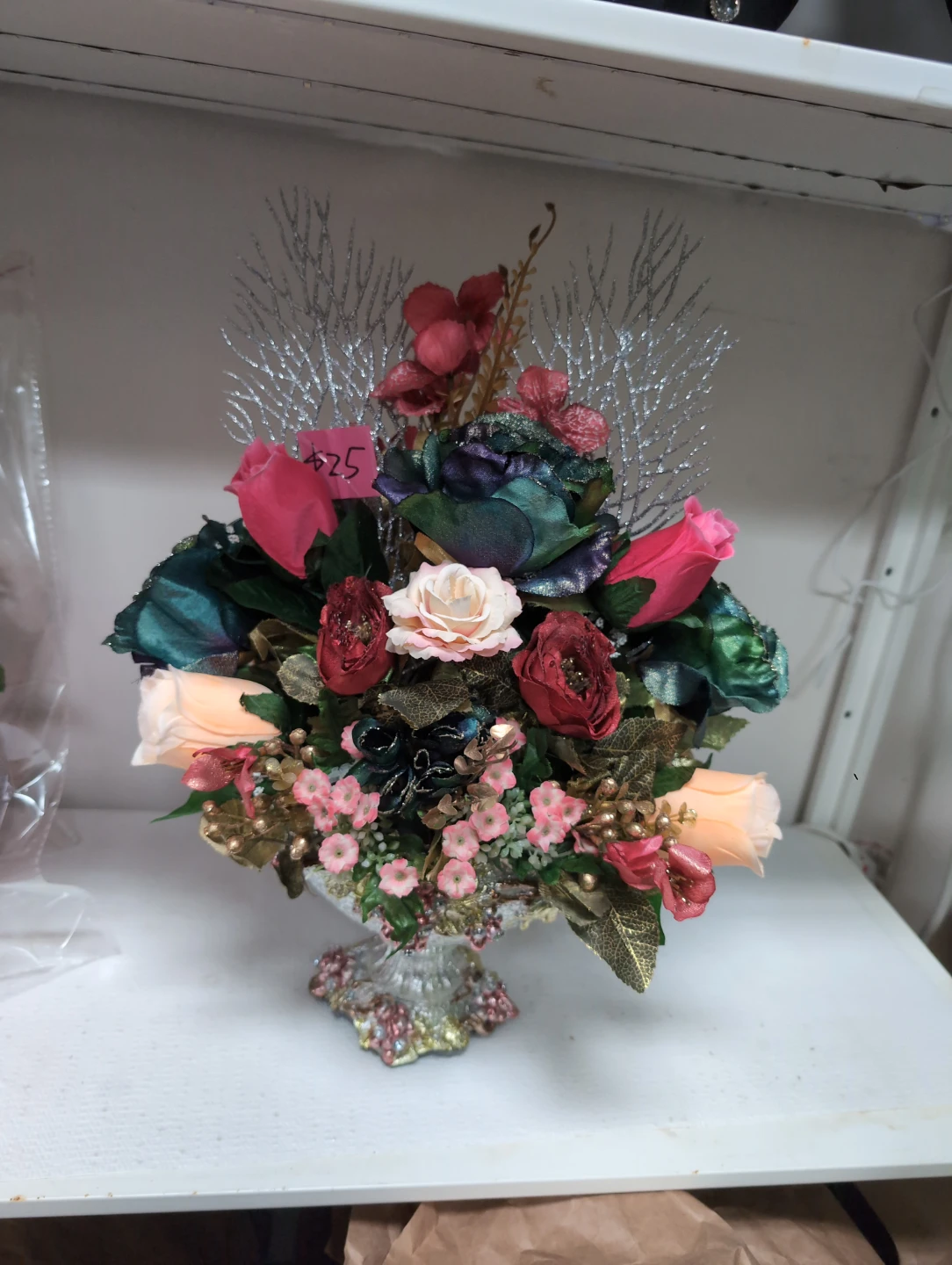 Dining coffee table flowers with Italian style pot