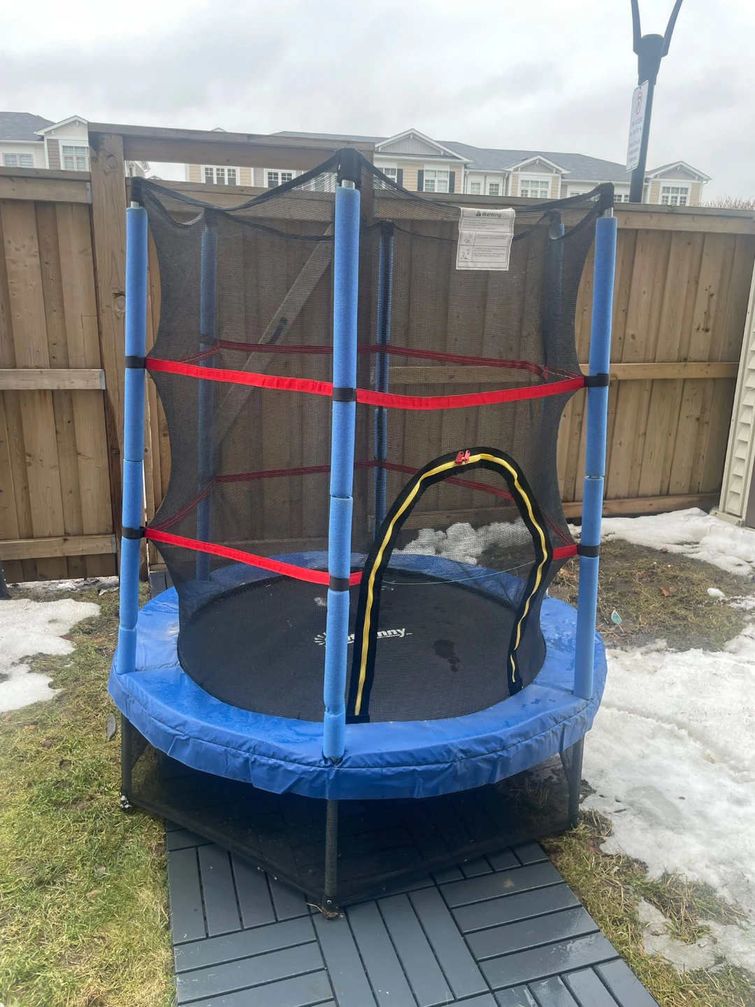 Blue Trampoline with Safety Net - photo 3