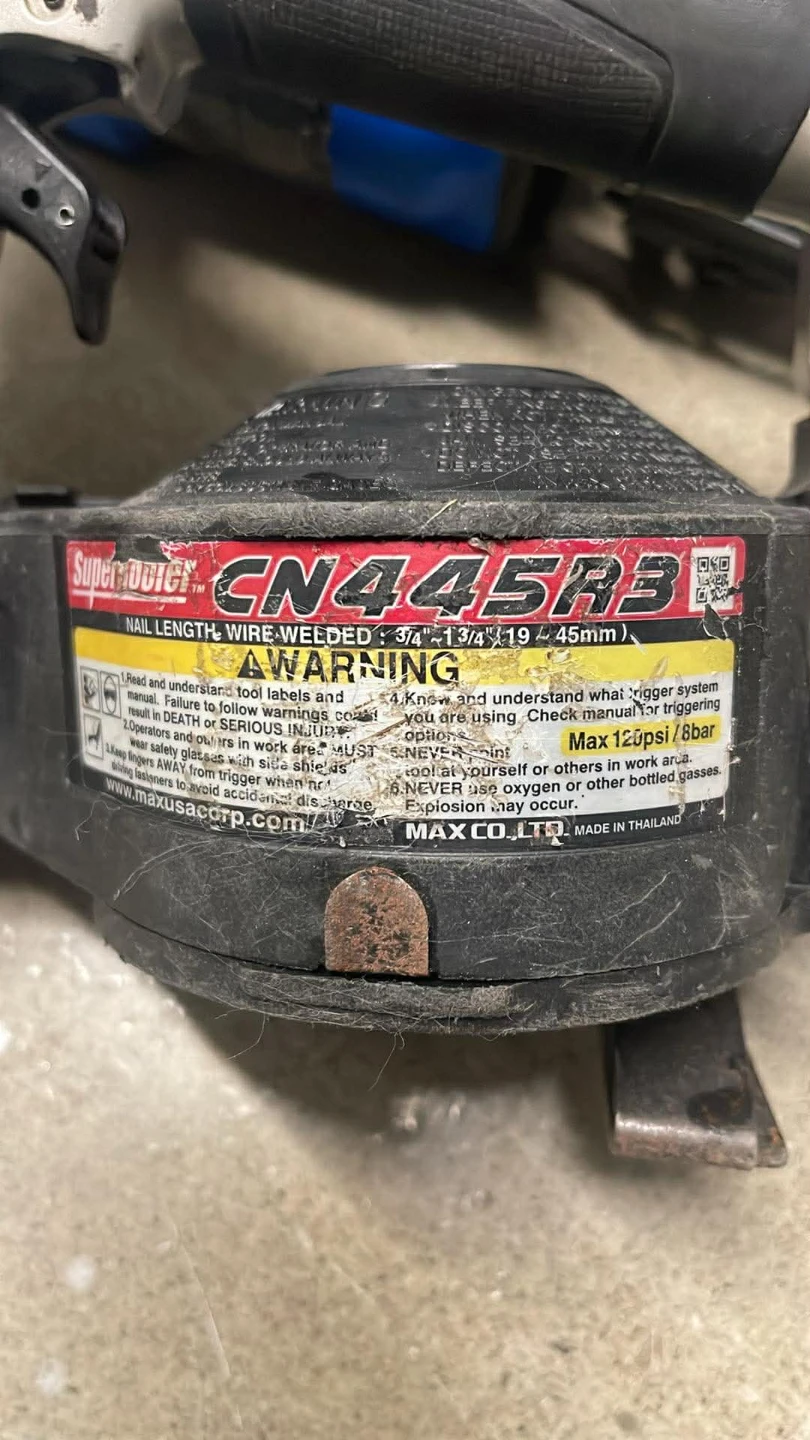 MAX CN445R3 SuperRoofer Coil Nailer - photo 3