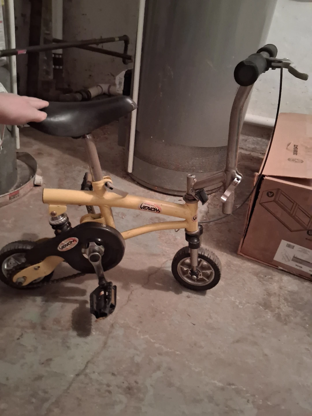 VENOM Mini BMX Bike - photo 2