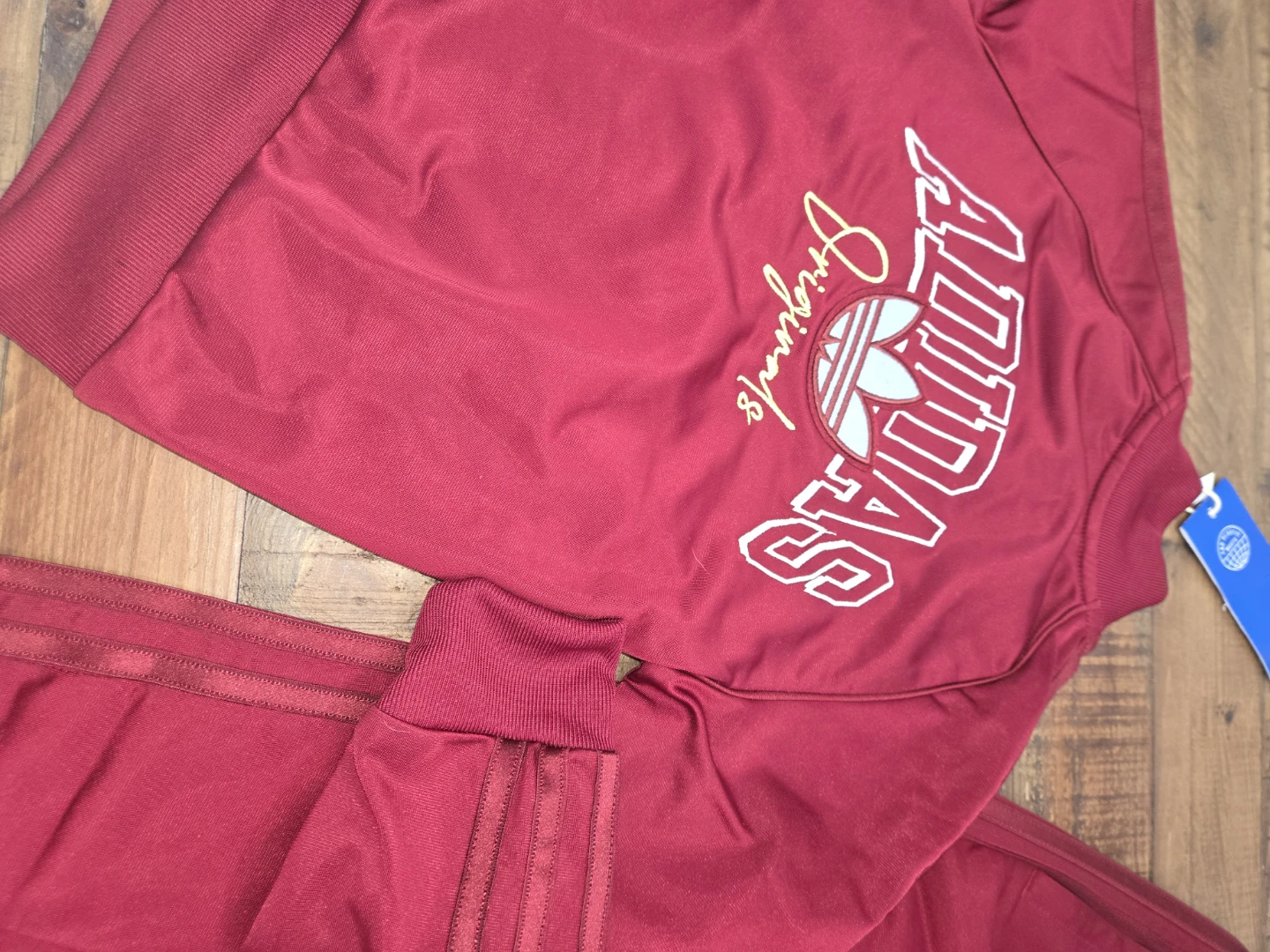 NEW WITH TAGS Adidas Originals Tracksuit Set - photo 3