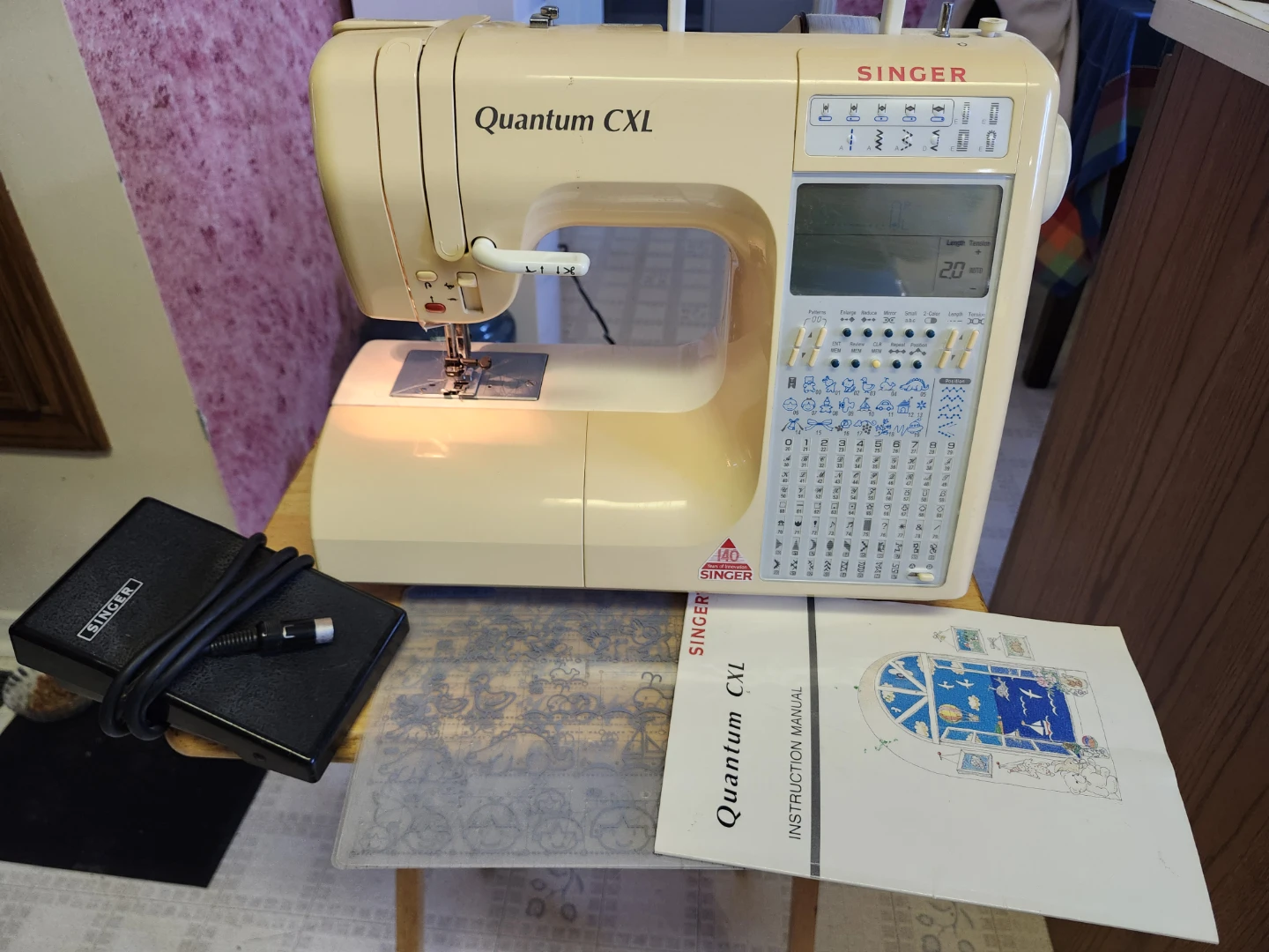 Singer Quantum CXL Sewing Machine
