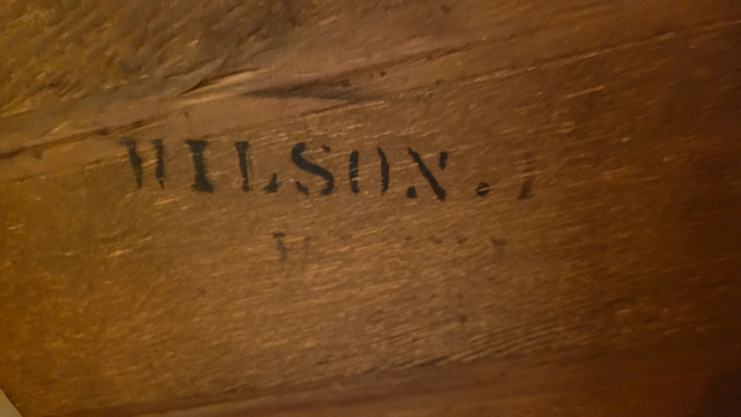 Wilson's 1920s Mahogany China Cabinet - photo 2