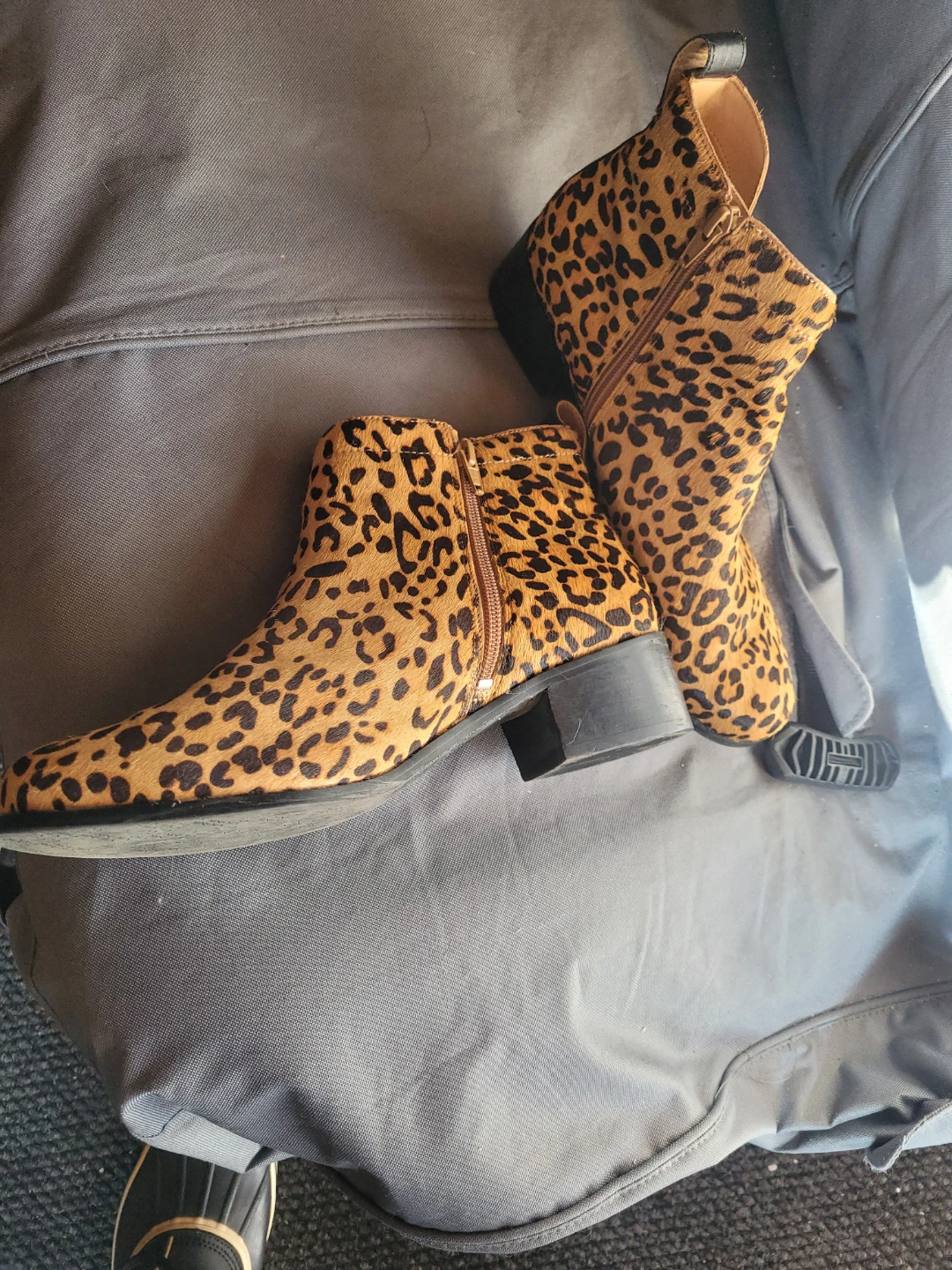 Vionic women's ankle boots size 10 - photo 2