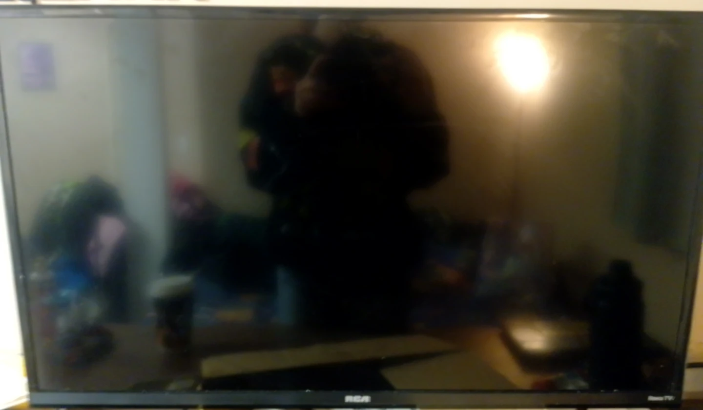 Roku RCA 32in Flat Screen TV