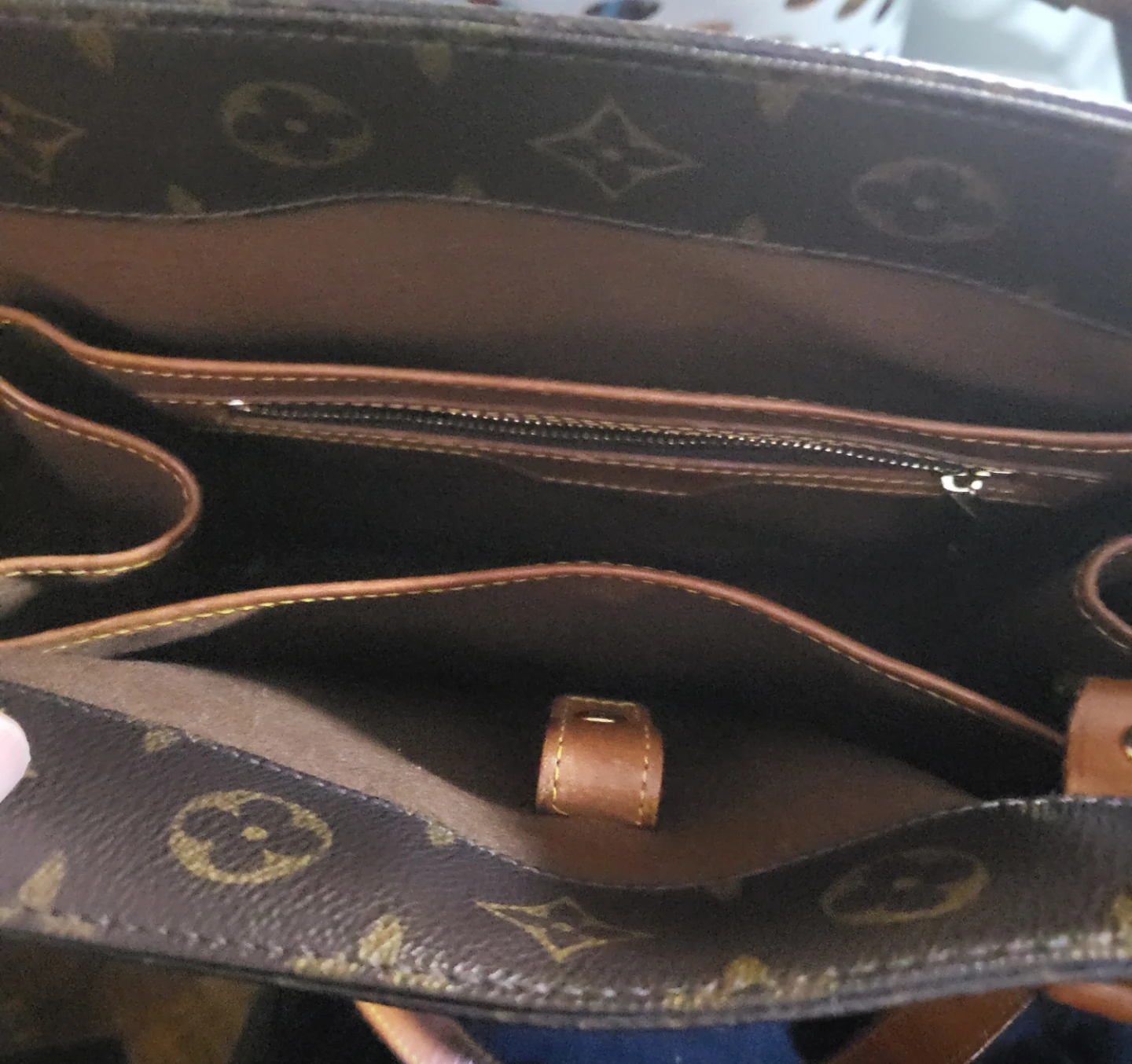 Louis Vuitton Monogram Tote Bag - photo 2