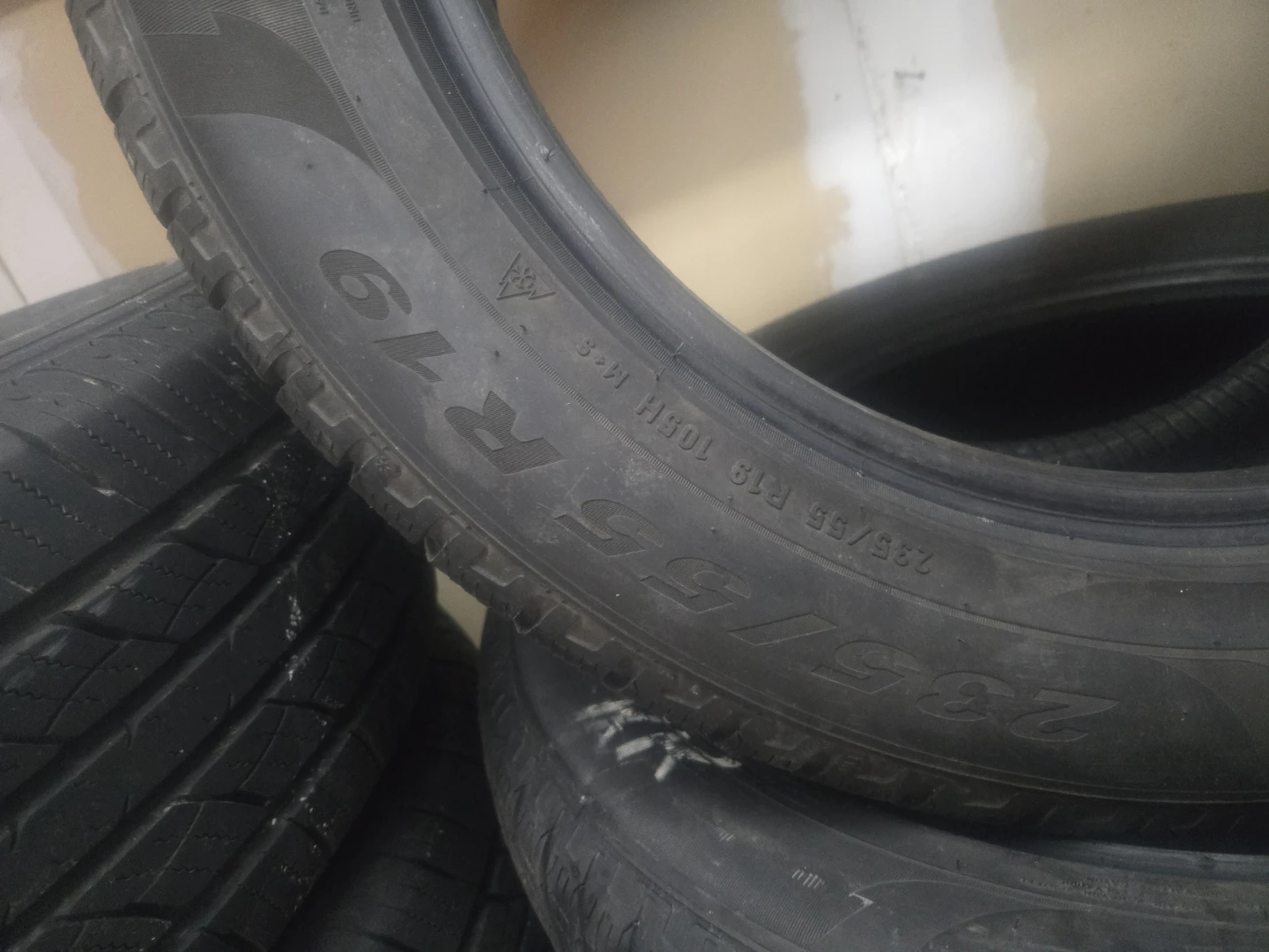 Pirelli Scorpion Winter Tires (235/55 R19) - photo 2
