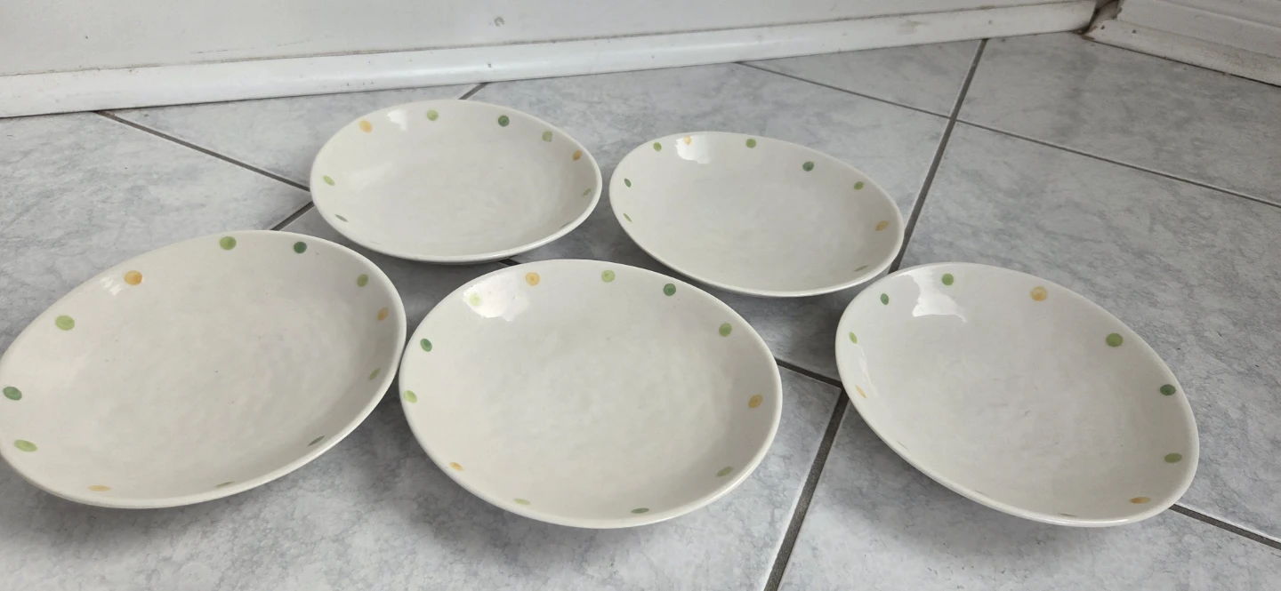 Set of 5 White Ceramic Side Plates with Polka Dot Trim - photo 2