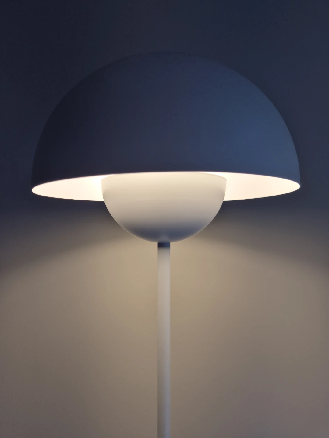 White Arc Floor Lamp 🥕 - photo 3