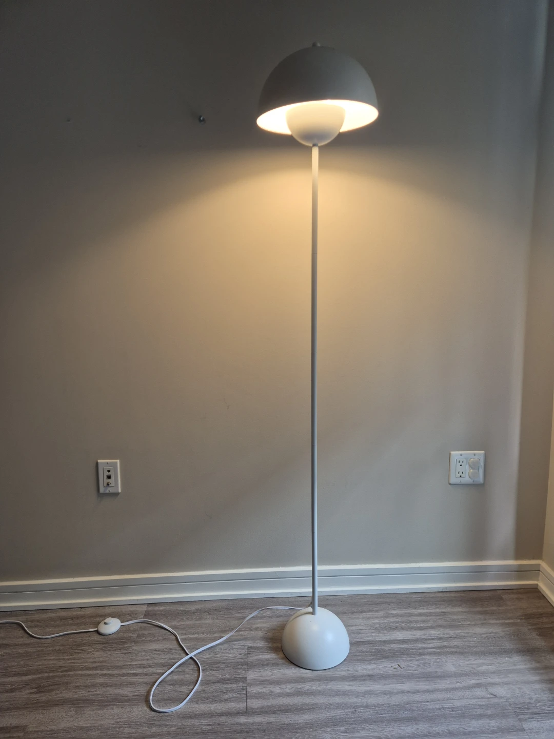 White Arc Floor Lamp 🥕 - photo 4
