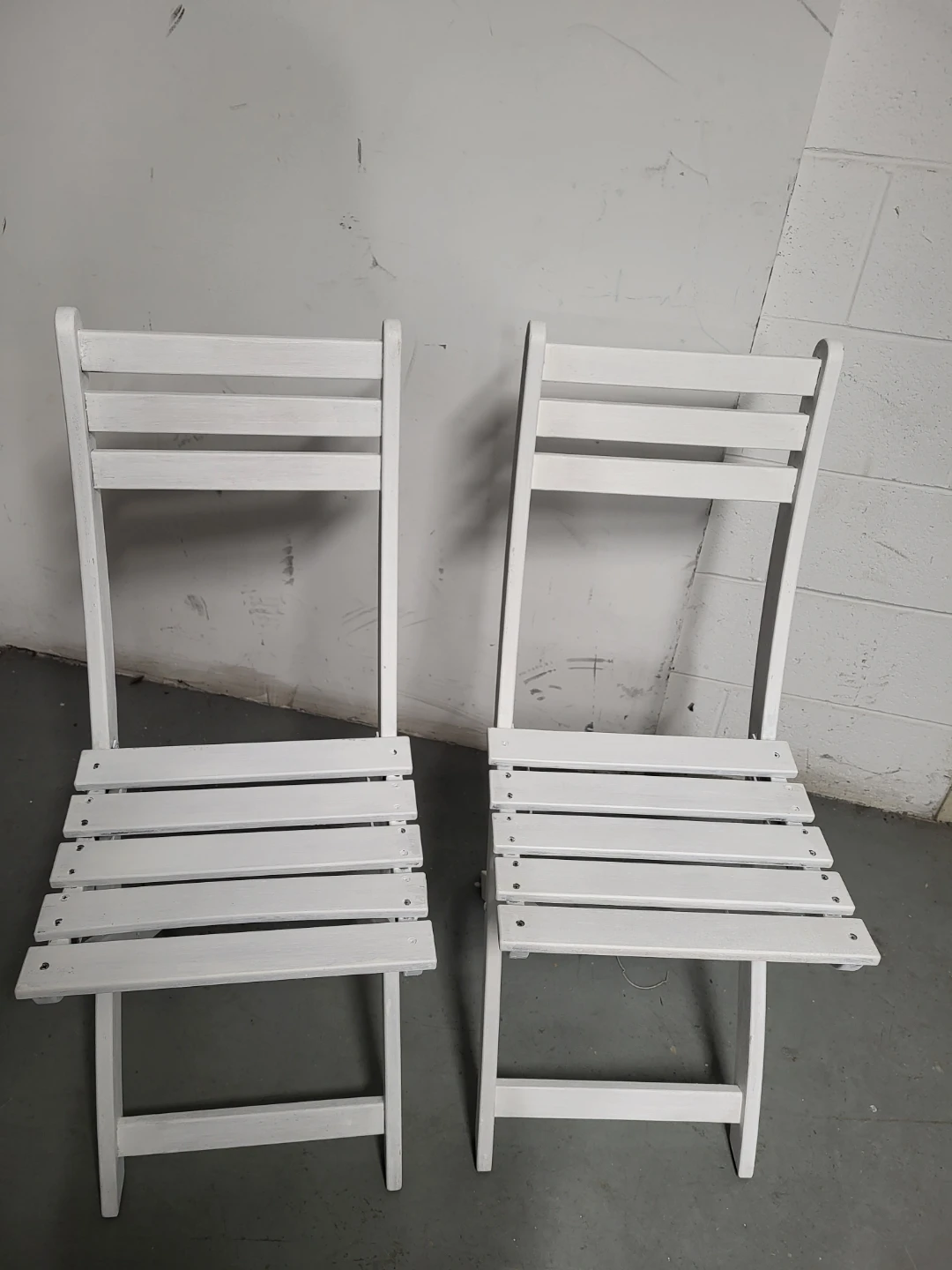 White Folding Chairs - Set of 2