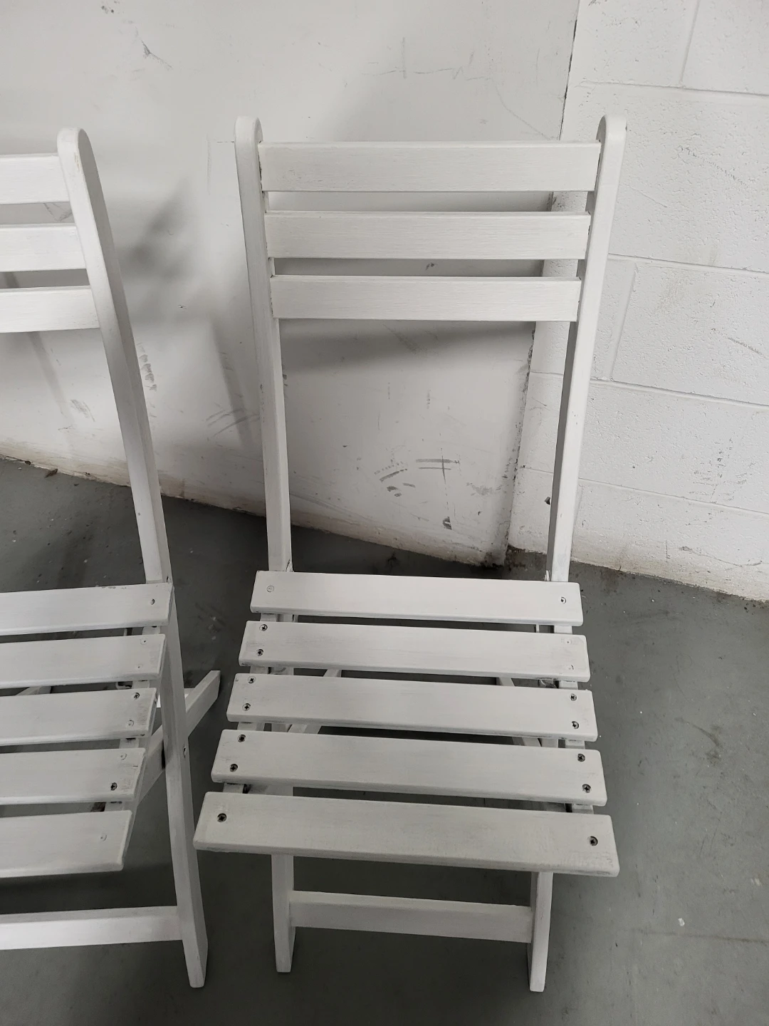 White Folding Chairs - Set of 2 - photo 3