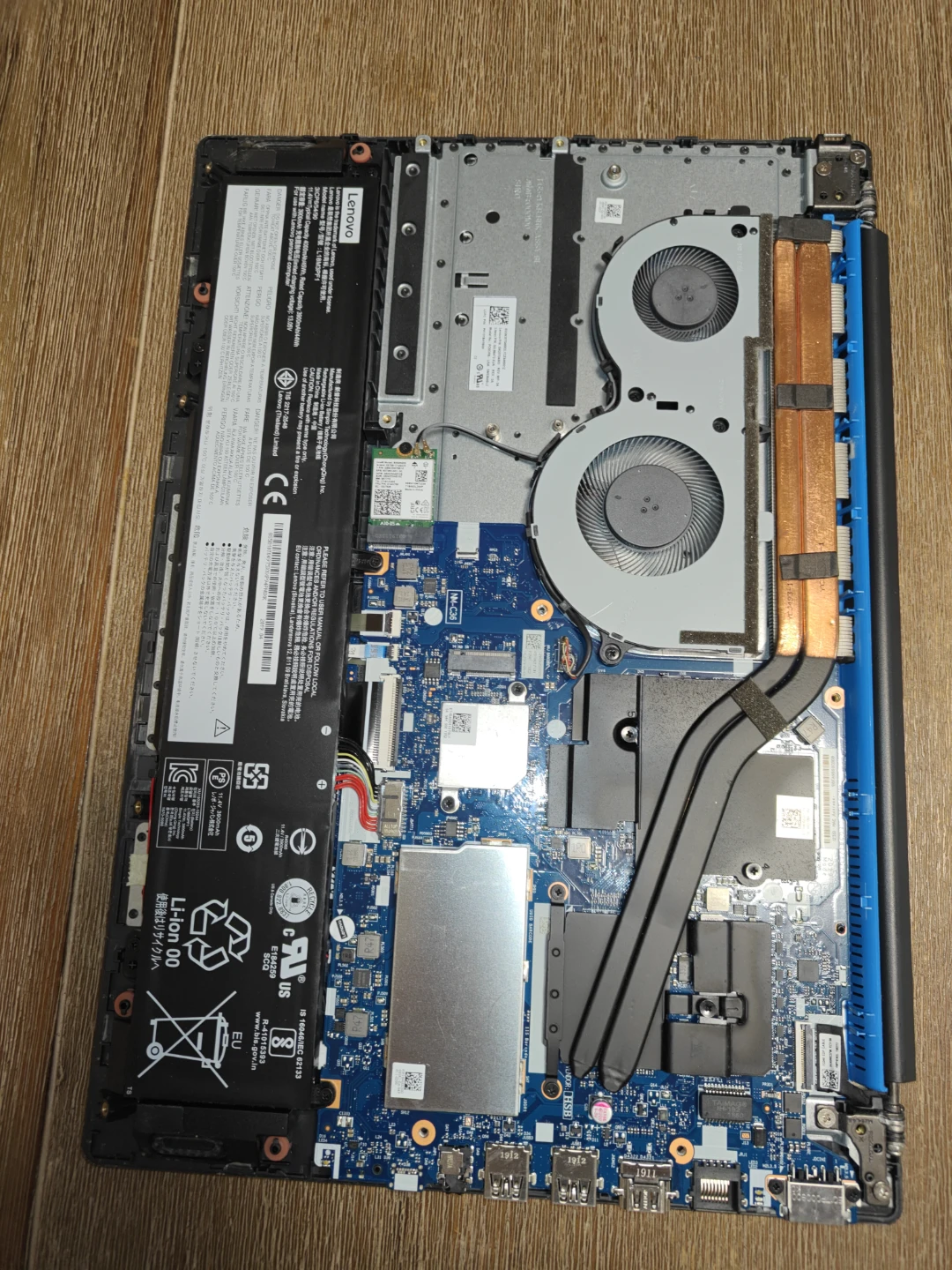 Lenovo Laptop L340 (for parts ONLY) - photo 3