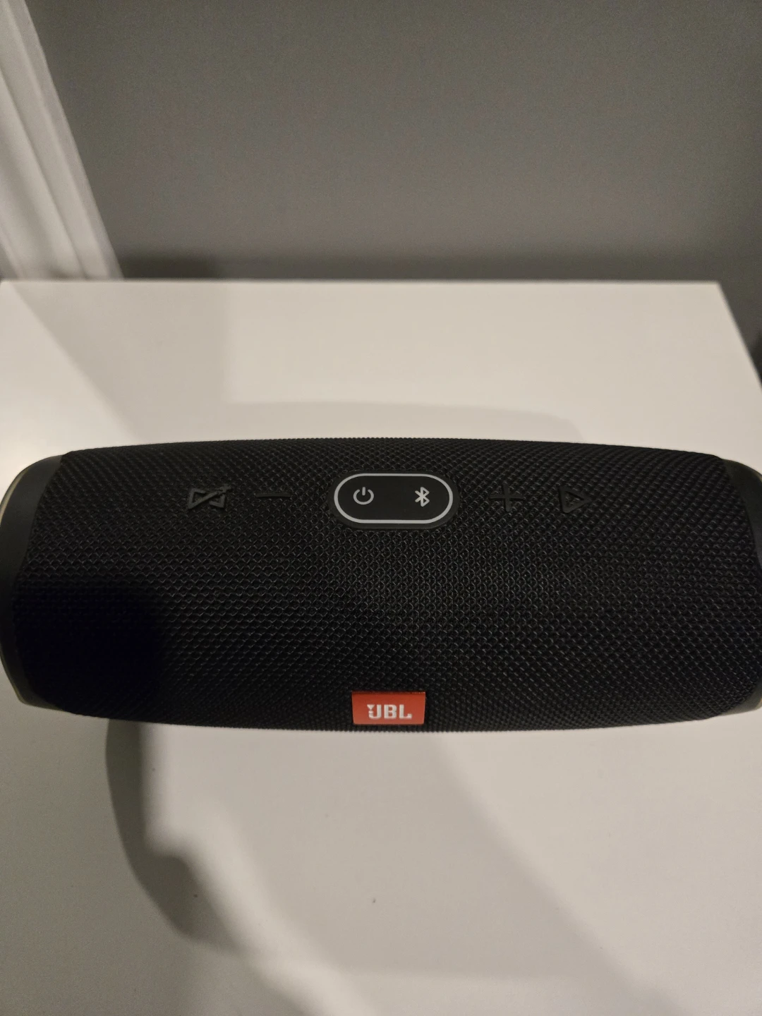 JBL Charge 4 Portable Waterproof Bluetooth Speaker - Black - photo 2