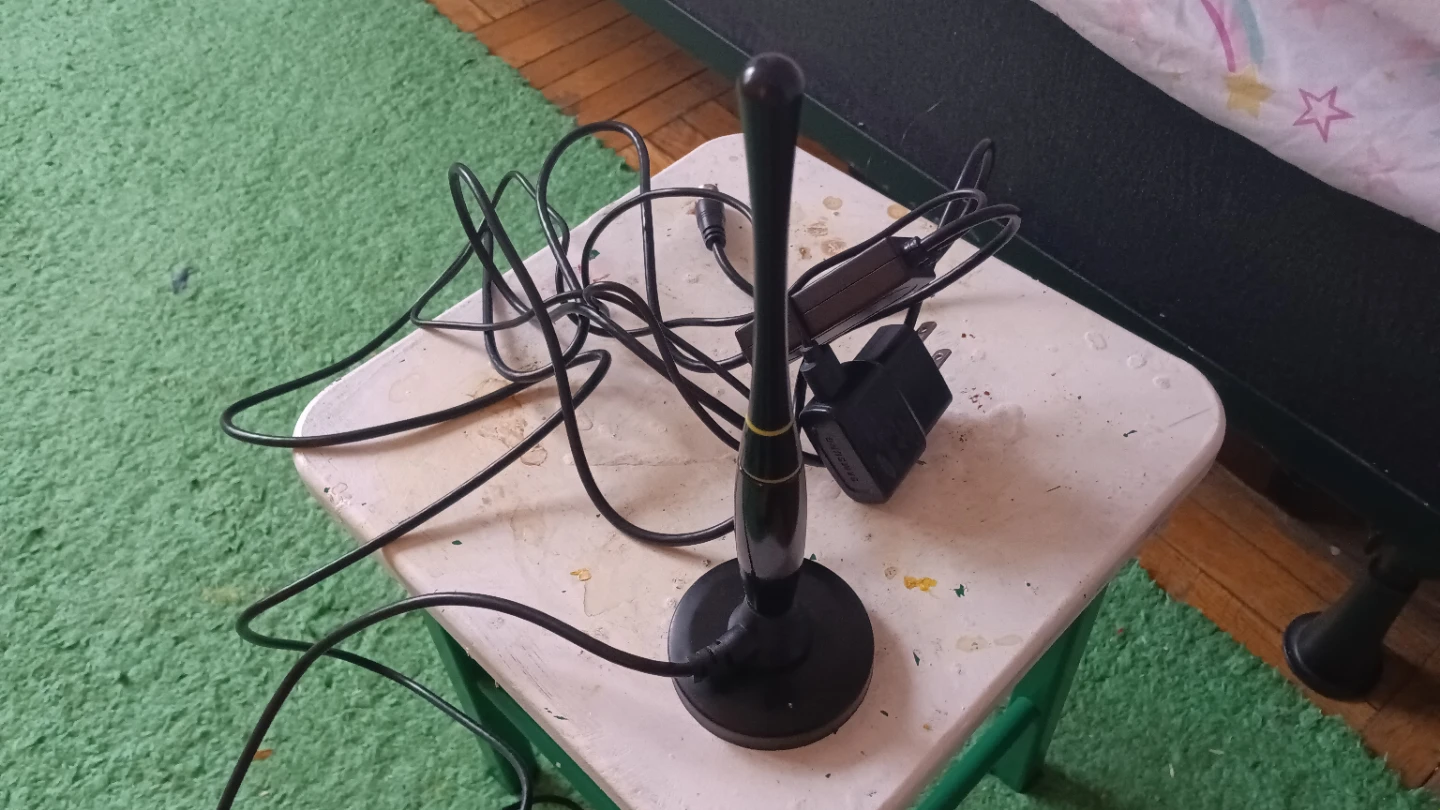 Indoor TV Antenna with Power Adapter and Cables