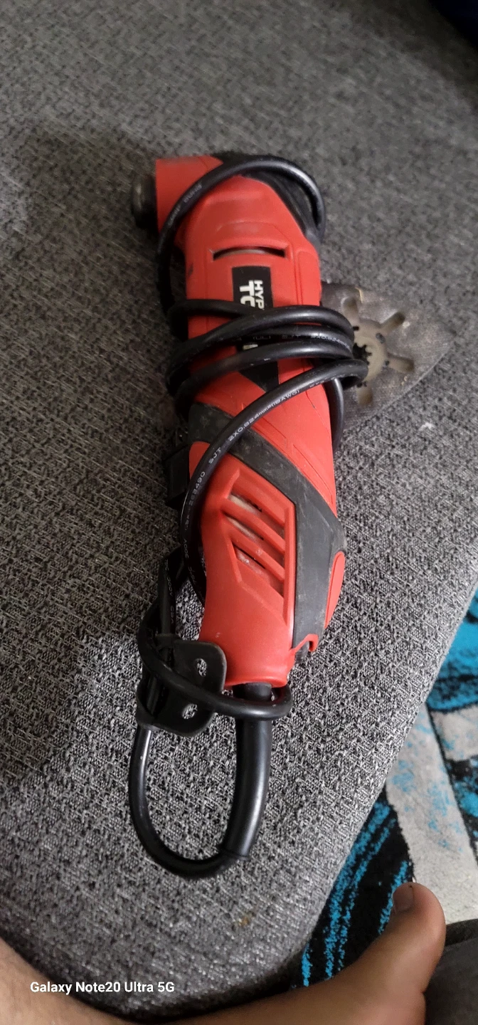 Multi-Tool / Outil Polyvalent - Model 2711