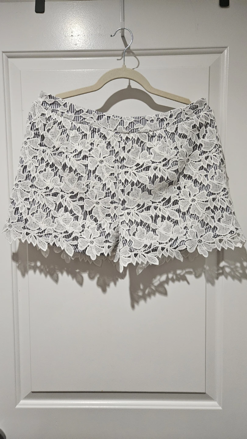 ADIVA Striped Lace Shorts, Size Medium