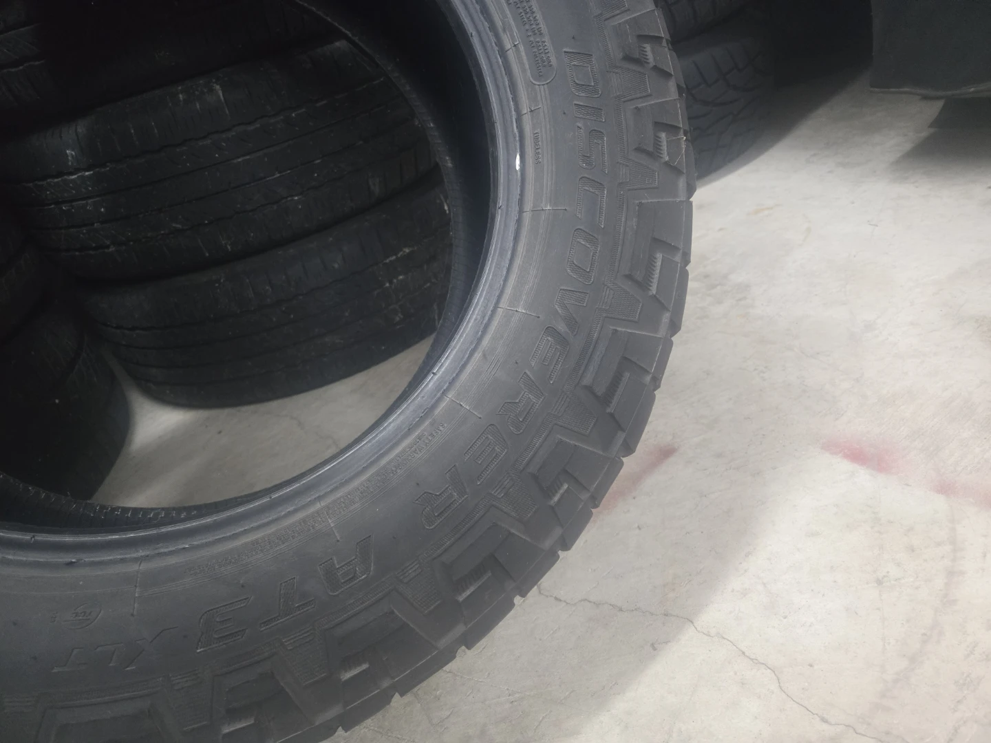 Cooper Discoverer AT3 LT285/60R20 Tires - photo 4
