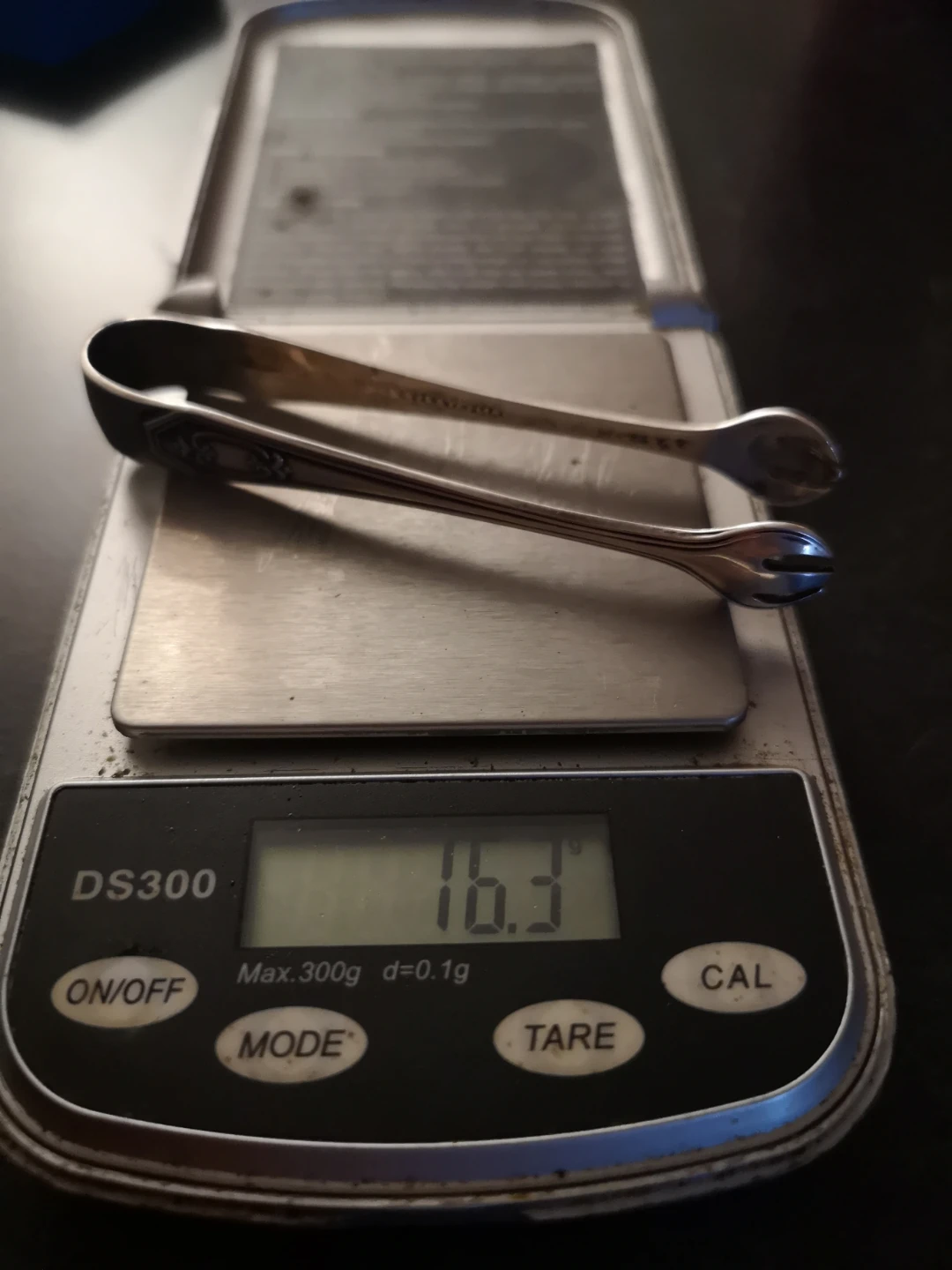 16.3 grams sterling .925 Vintage Silver Sugar Tongs