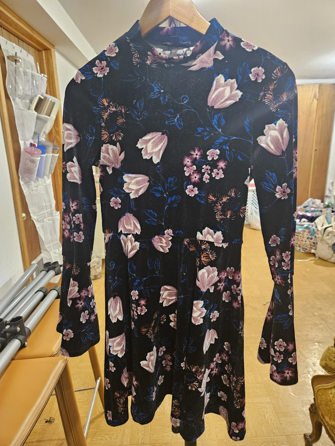 AS U WISH Black Floral Velvet Bell Sleeve Dress XS