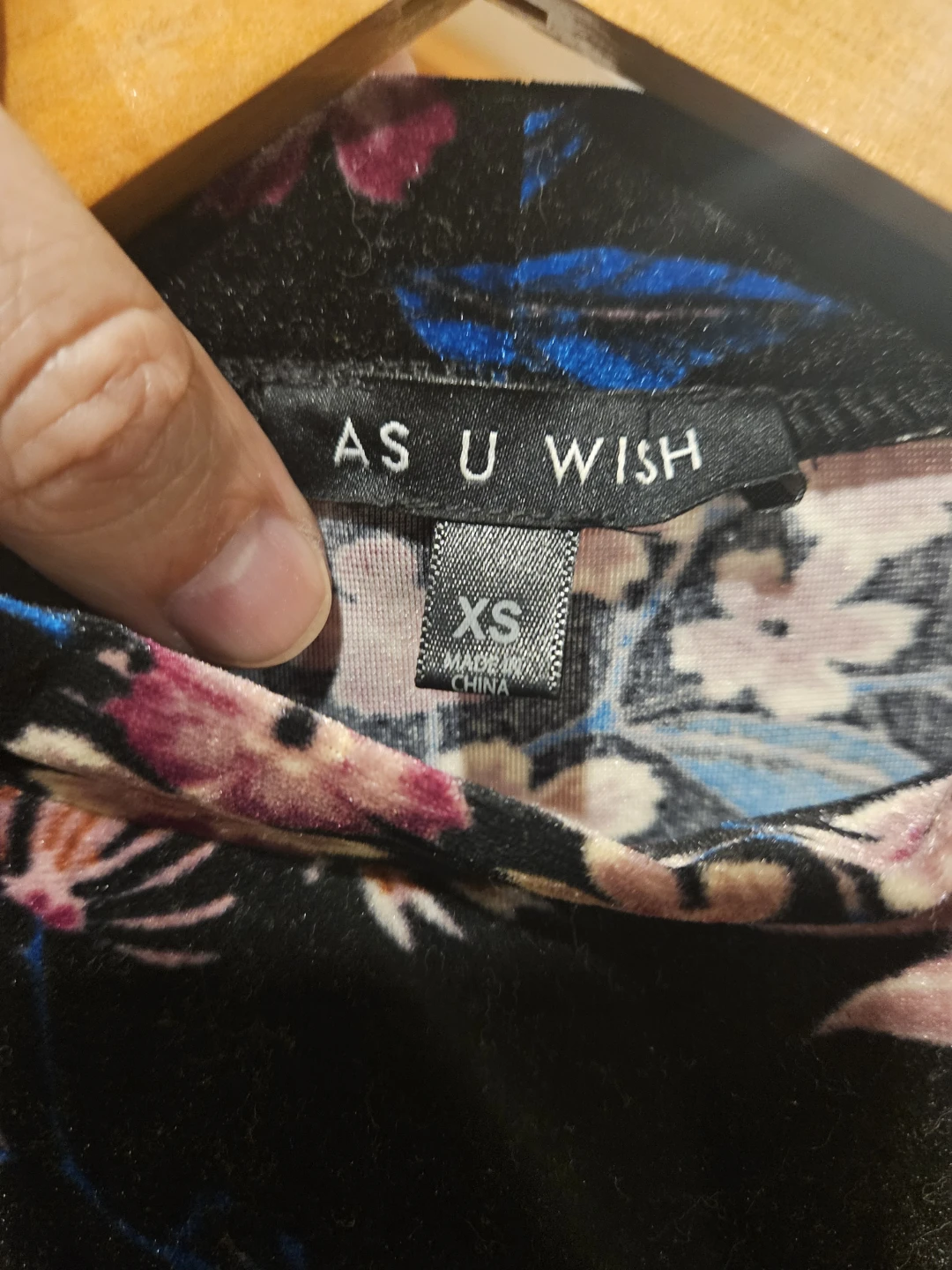 AS U WISH Black Floral Velvet Bell Sleeve Dress XS - photo 4