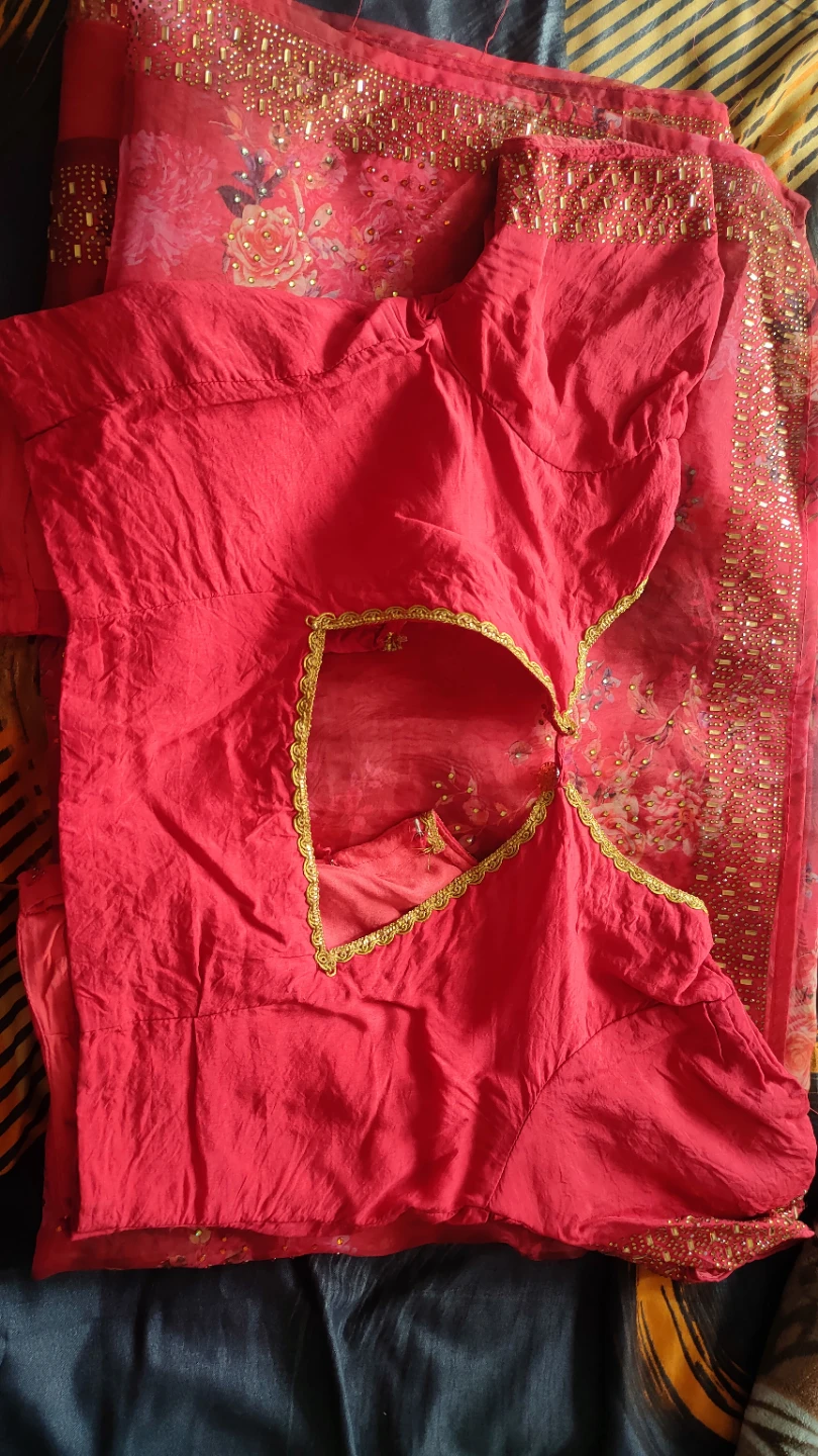 Red Floral Saree with Embellished Border - photo 2