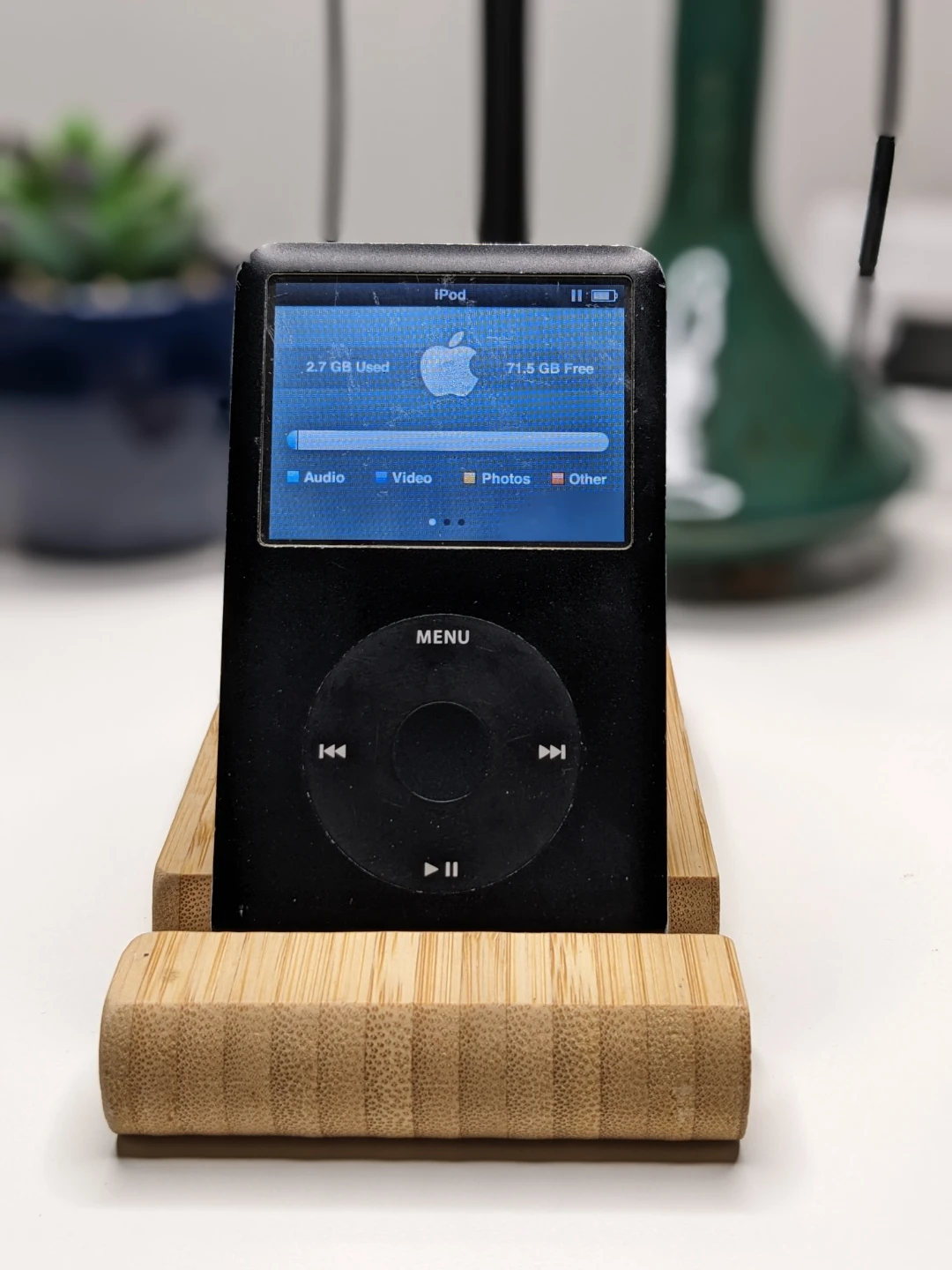 iPod Classic (80GB) – Black – Working, Strong Battery - photo 2