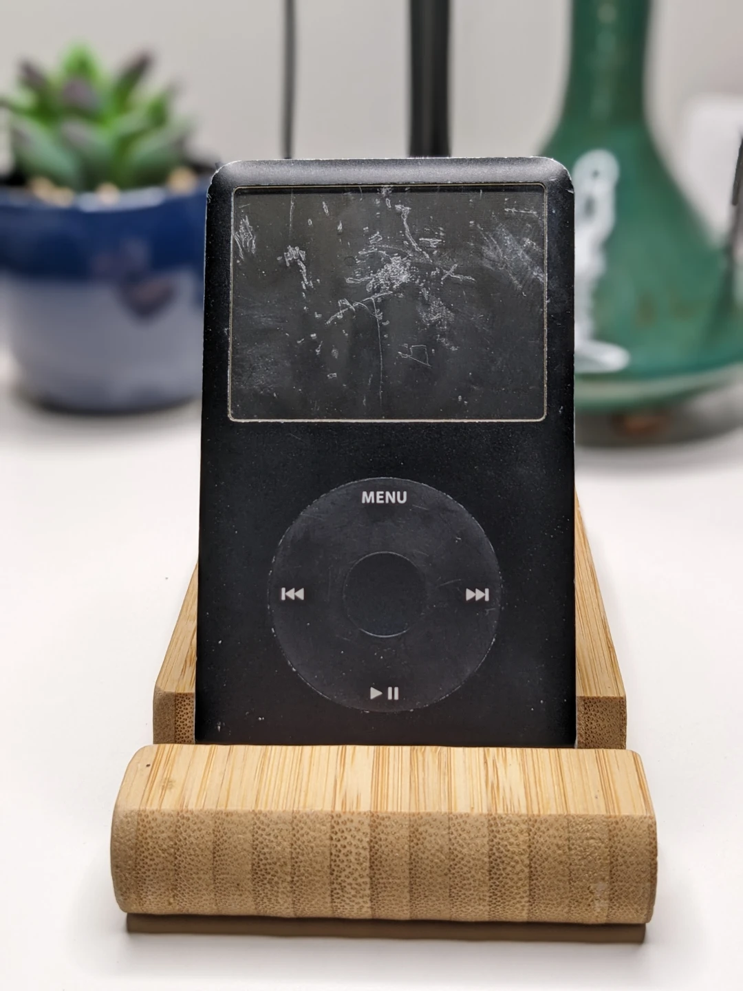 iPod Classic (80GB) – Black – Working, Strong Battery - photo 3