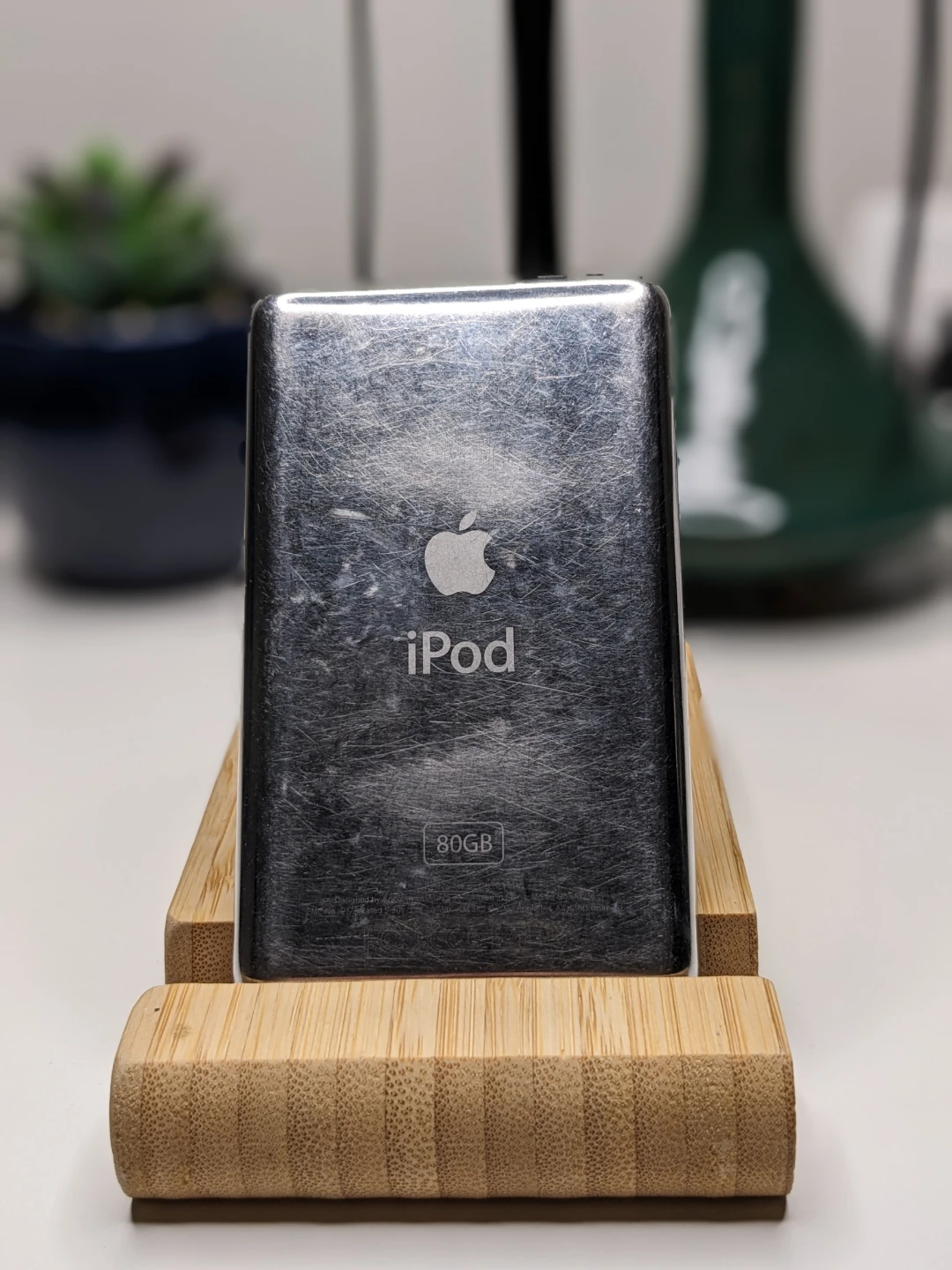 iPod Classic (80GB) – Black – Working, Strong Battery - photo 4