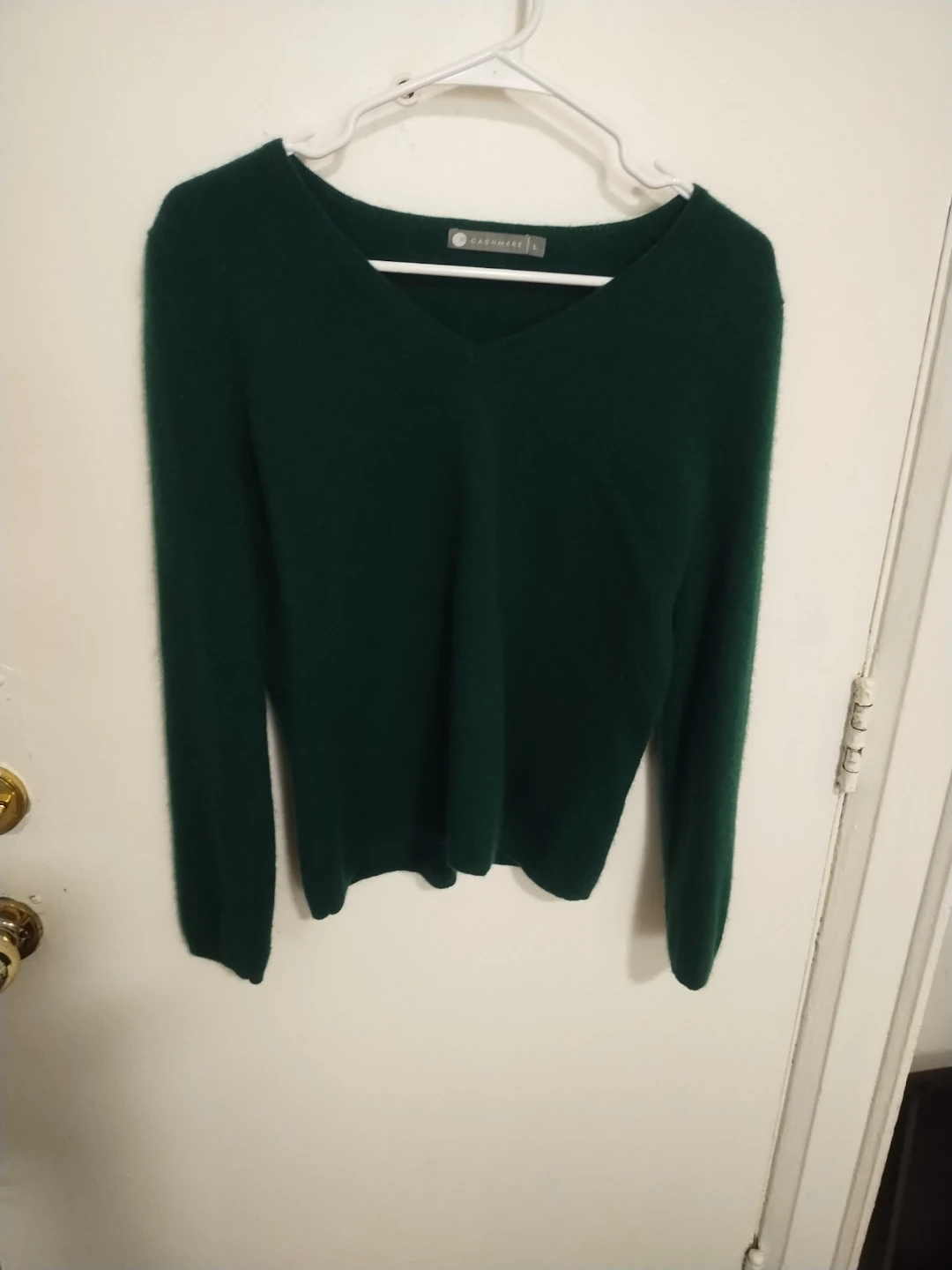 Real cashmere Green V-Neck Sweater - Size L - photo 3