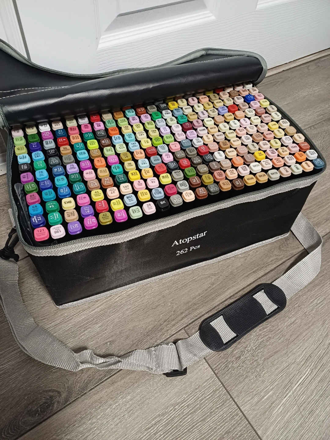 Atopstar Marker Set - 262 Pieces - photo 2