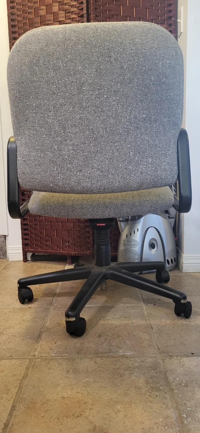 Grey Office Chair with Wheels - photo 3