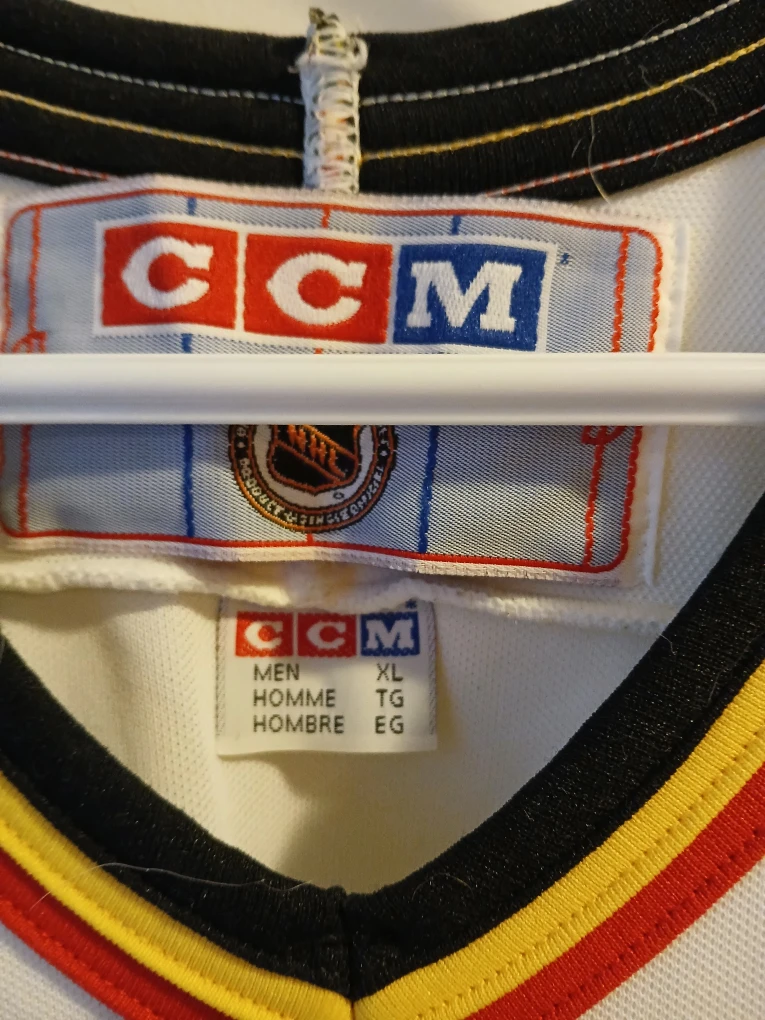 🏆 CCM Vancouver Canucks Hockey Jersey XL - photo 2