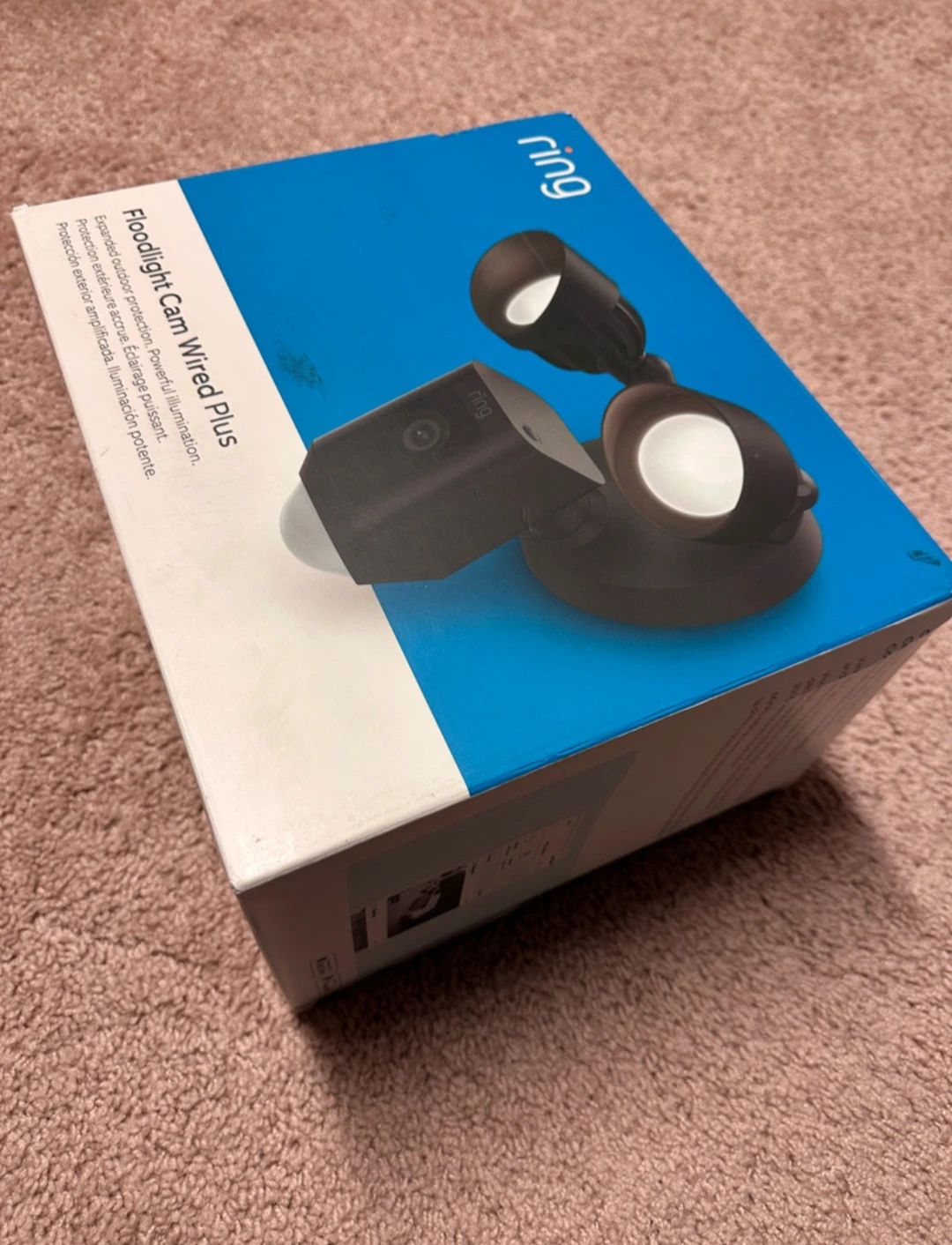 Ring Floodlight Cam Wired Plus with motion-activated 1080p HD VD - photo 2