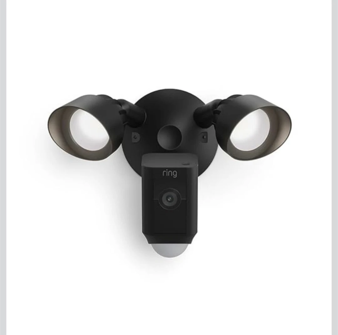 Ring Floodlight Cam Wired Plus with motion-activated 1080p HD VD - photo 4