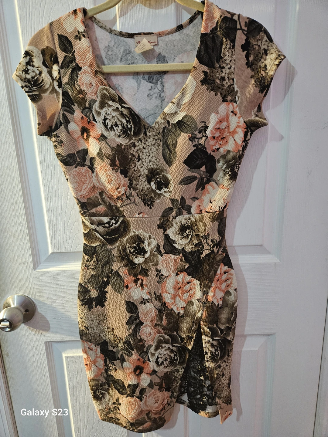 Women's Floral Print V-Neck Dress with Slit🏆