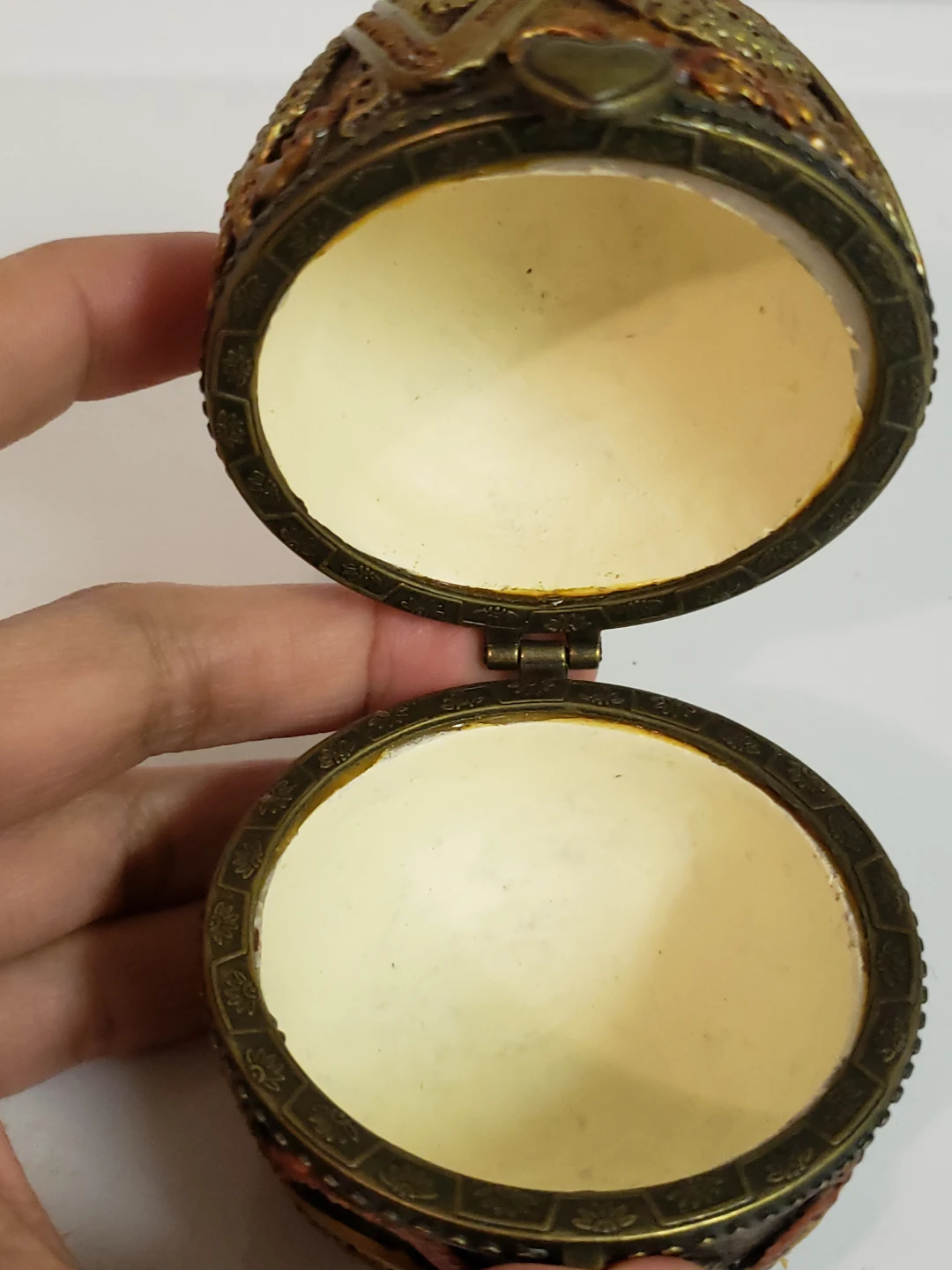 Ornate Egg Trinket Box - photo 3