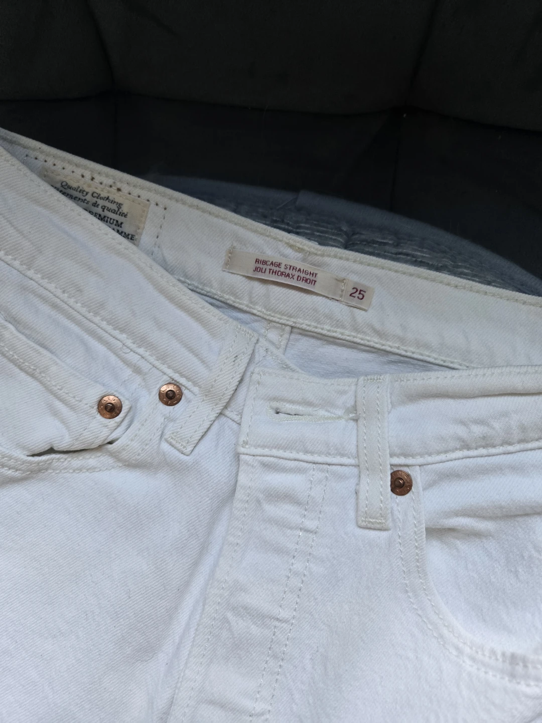 Levi's Ribcage Straight Jeans - White - Size 25 - photo 5