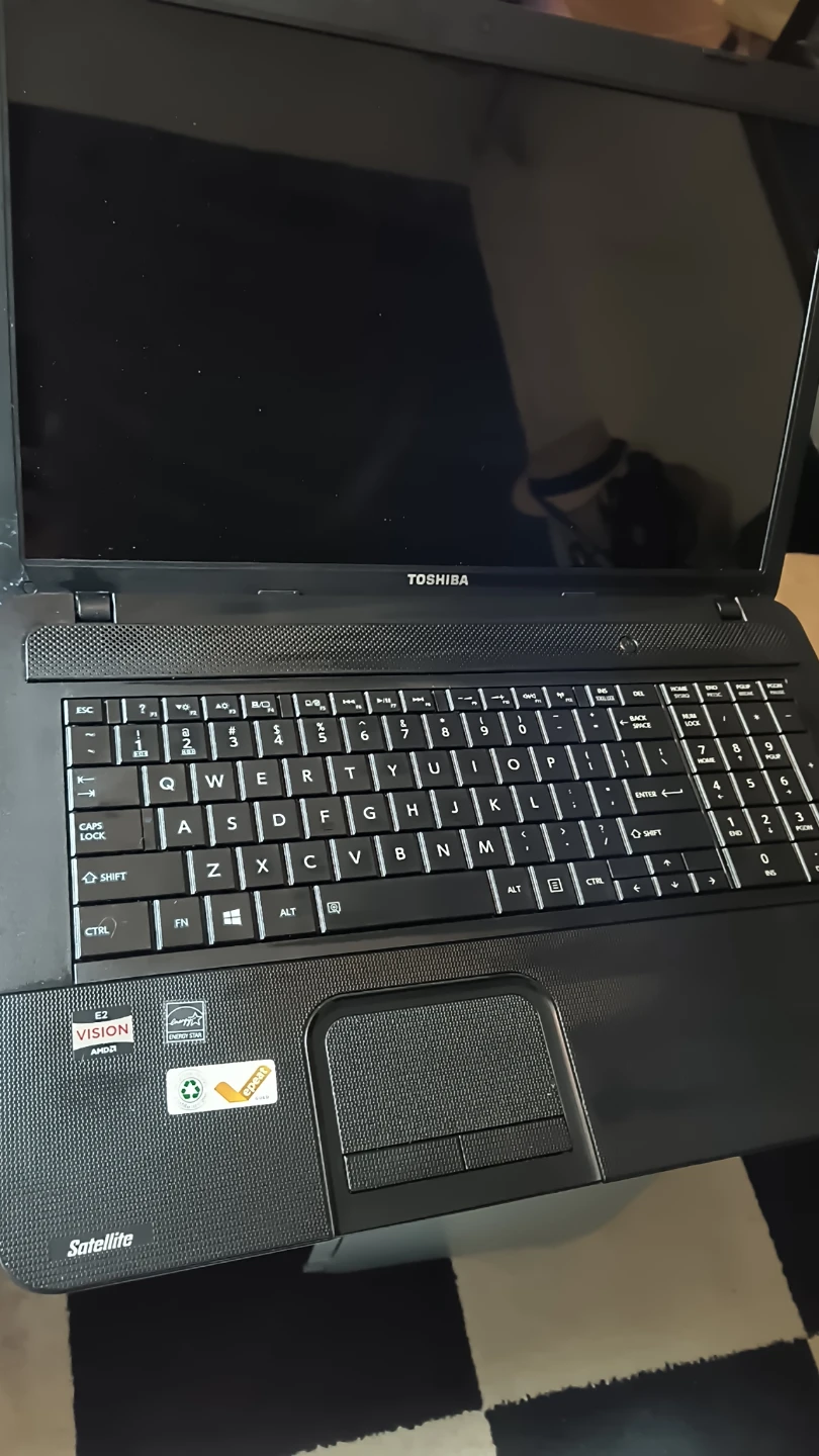 Toshiba Satellite C875D-S7101 Laptop🏆 - photo 2