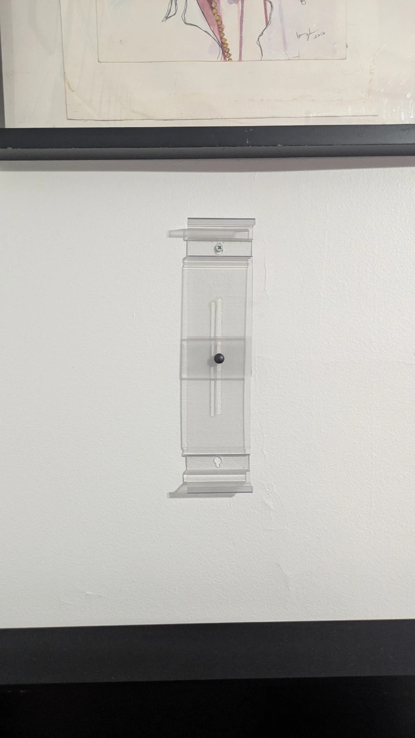 Lot of 13 Clear Plastic Record Album Display Wall Mounts - photo 2