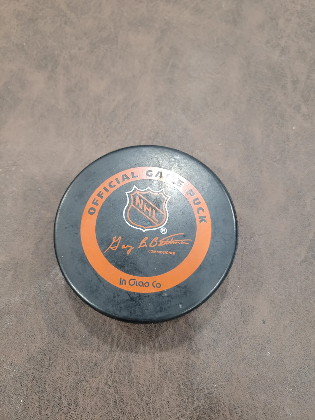 NHL Official Game Puck - Edmonton Oilers - photo 2